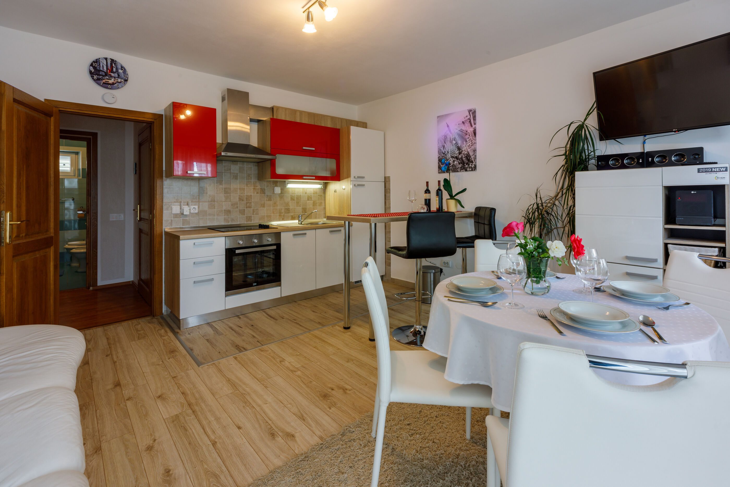 Apartments Dolloree 77961-A1