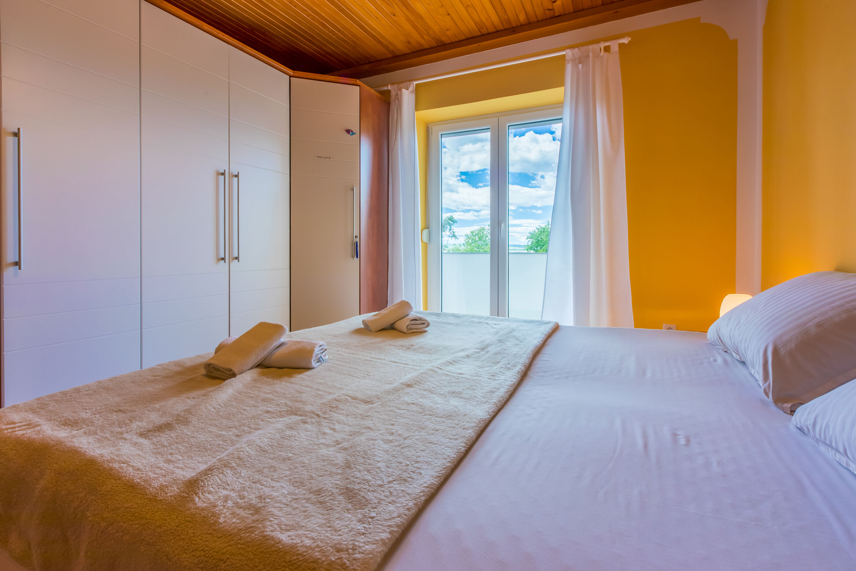 Apartments Dolloree 77961-A1