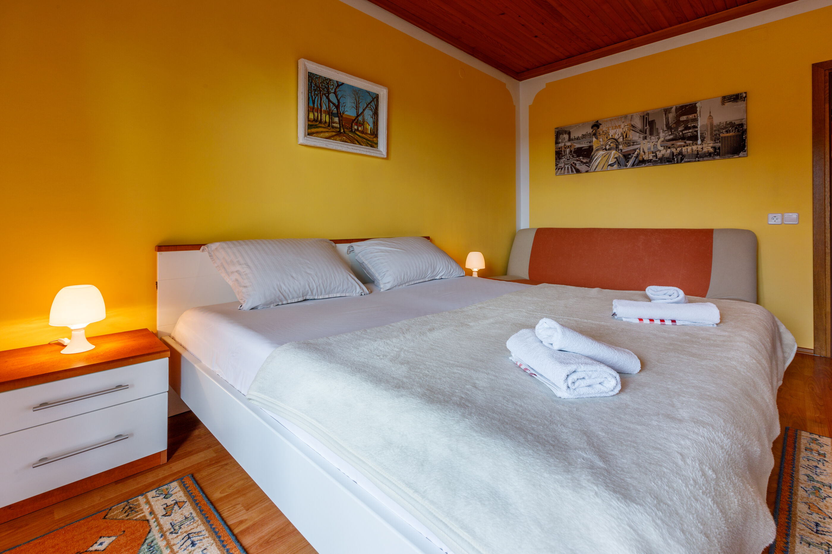 Apartments Dolloree 77961-A1