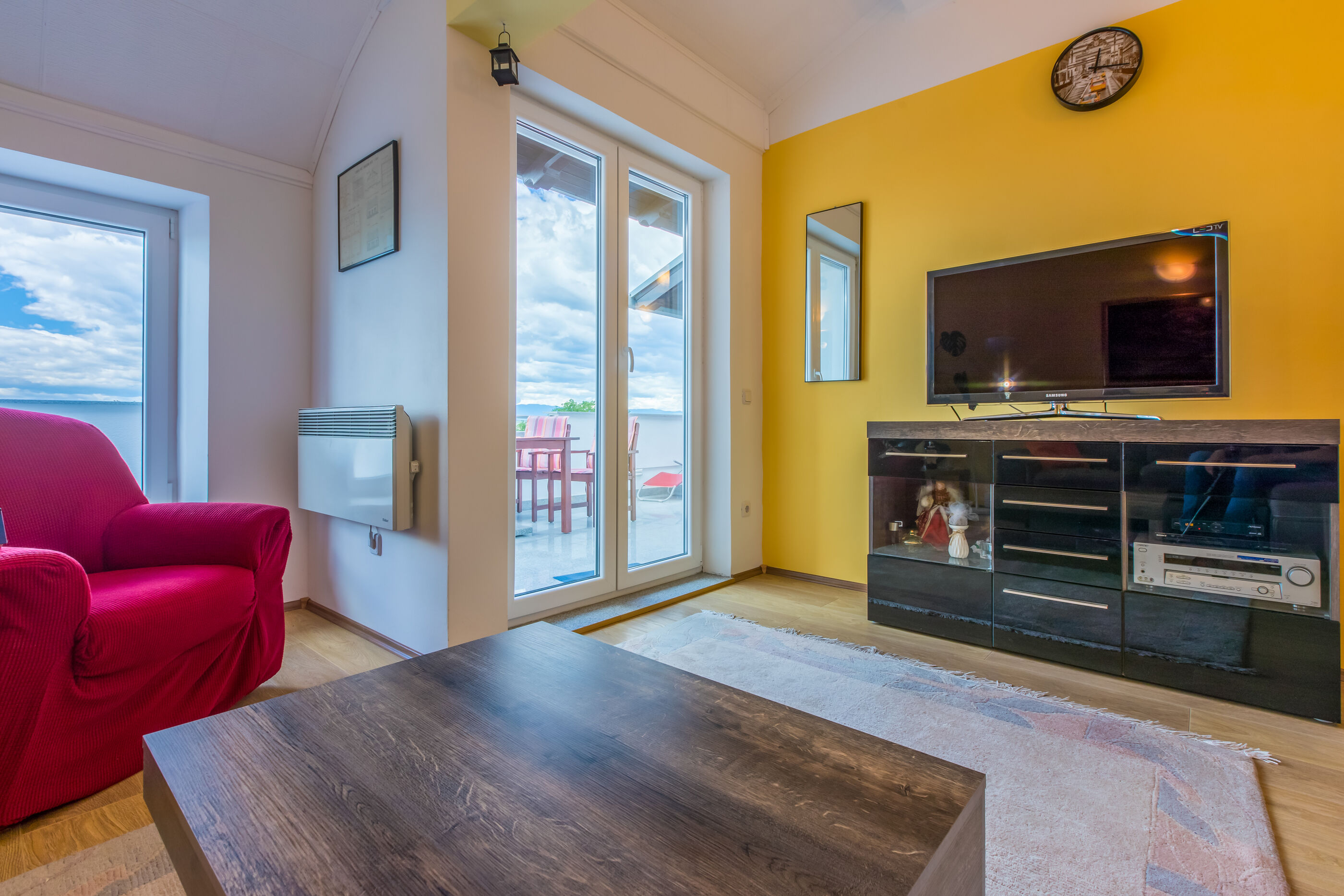 Apartments Dolloree 77961-A2