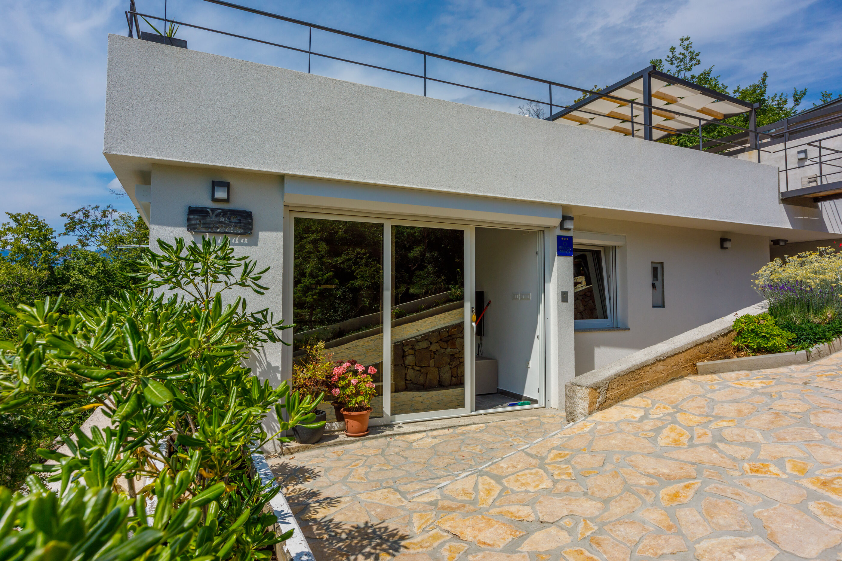 House Linda 2 62889-K1