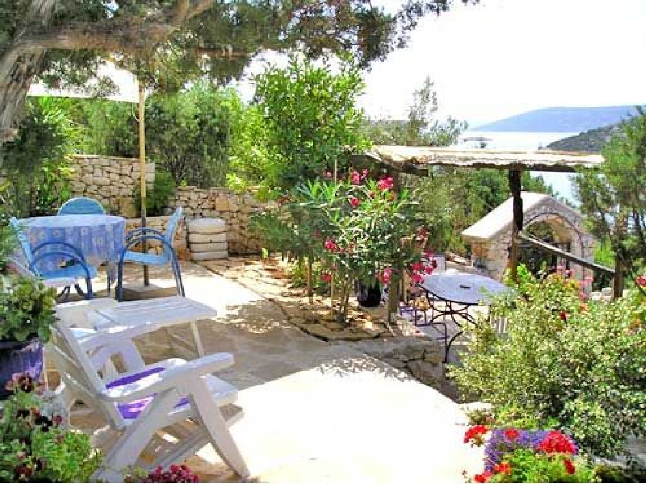 Apartments Artatur 30581-A1