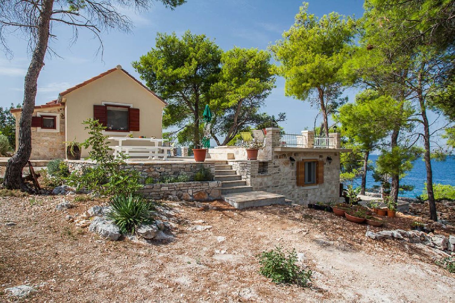House Vesna Kupinova 46801-K1