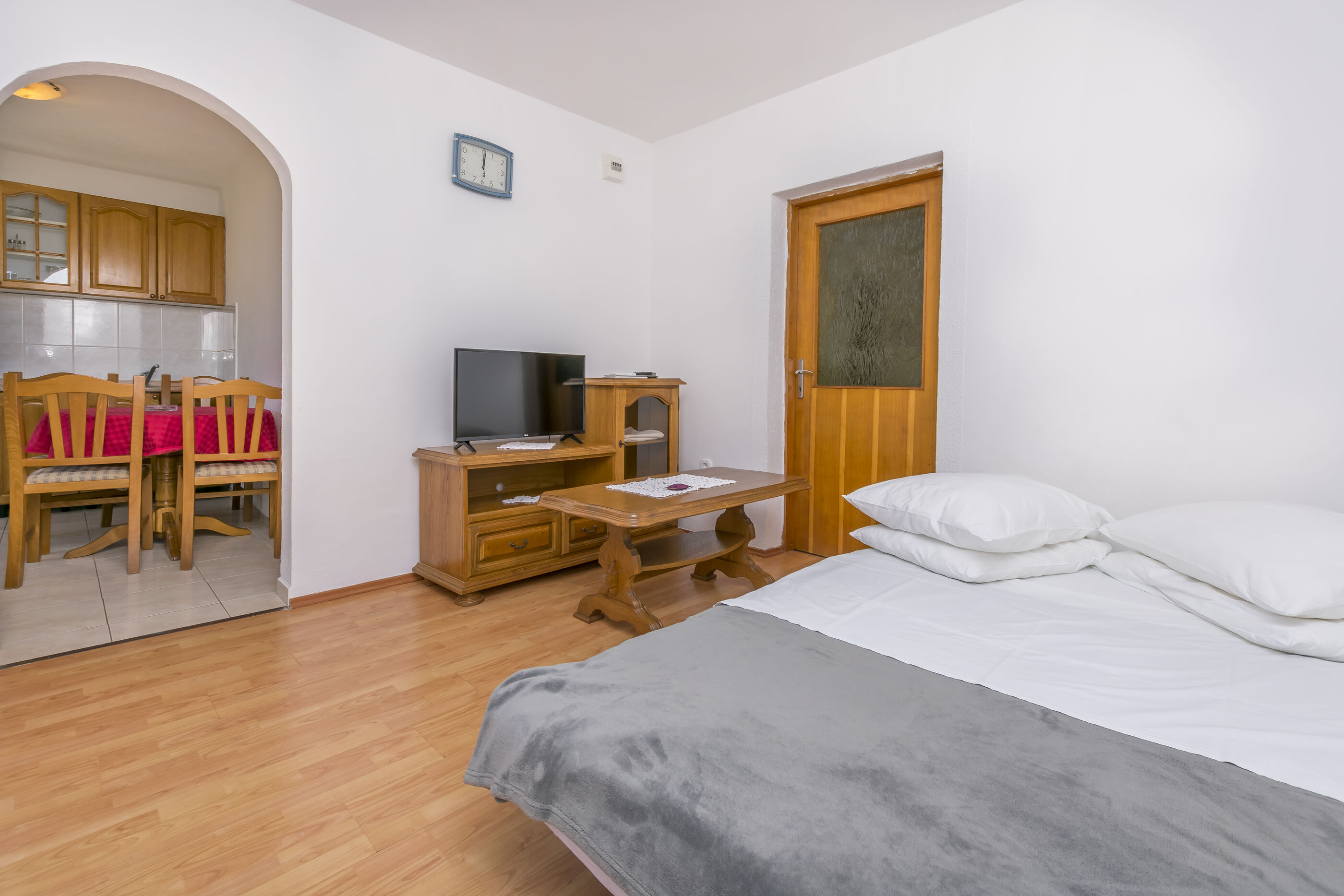 Apartments IvaT 71181-A1