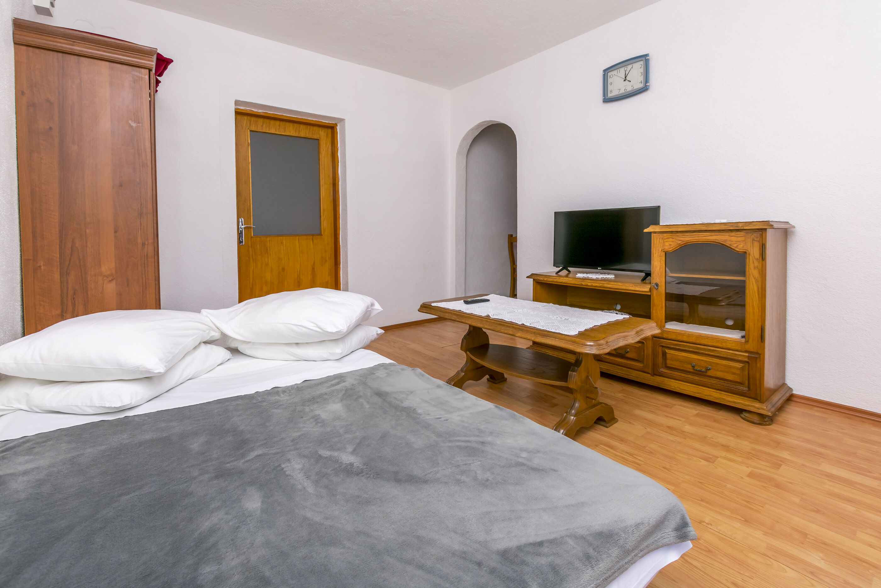 Apartments IvaT 71181-A2