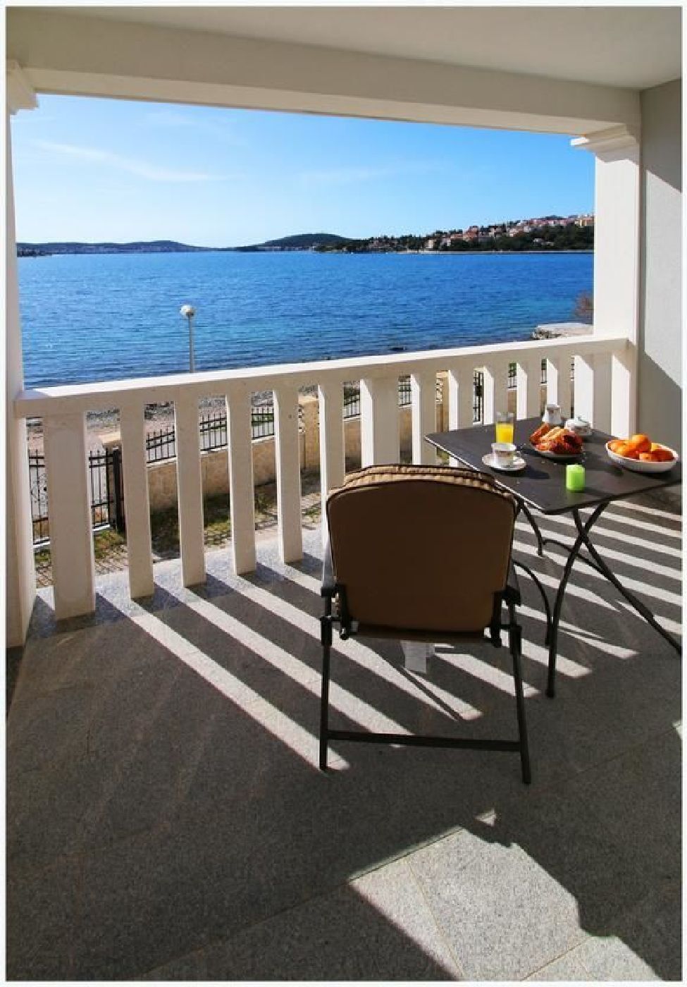 Apartments Villa J i M by the sea 64461-A2