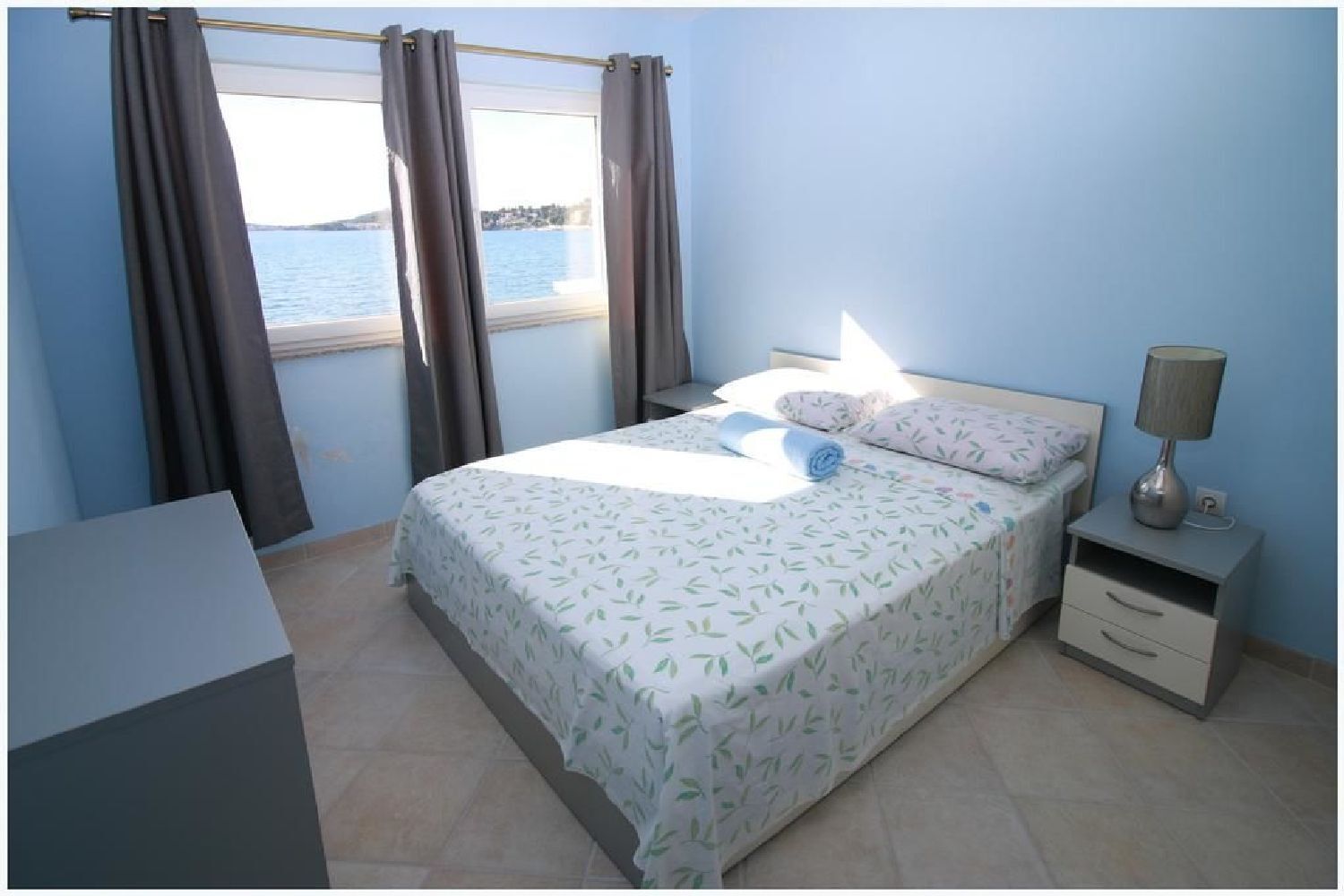 Apartments Villa J i M by the sea 64461-A3