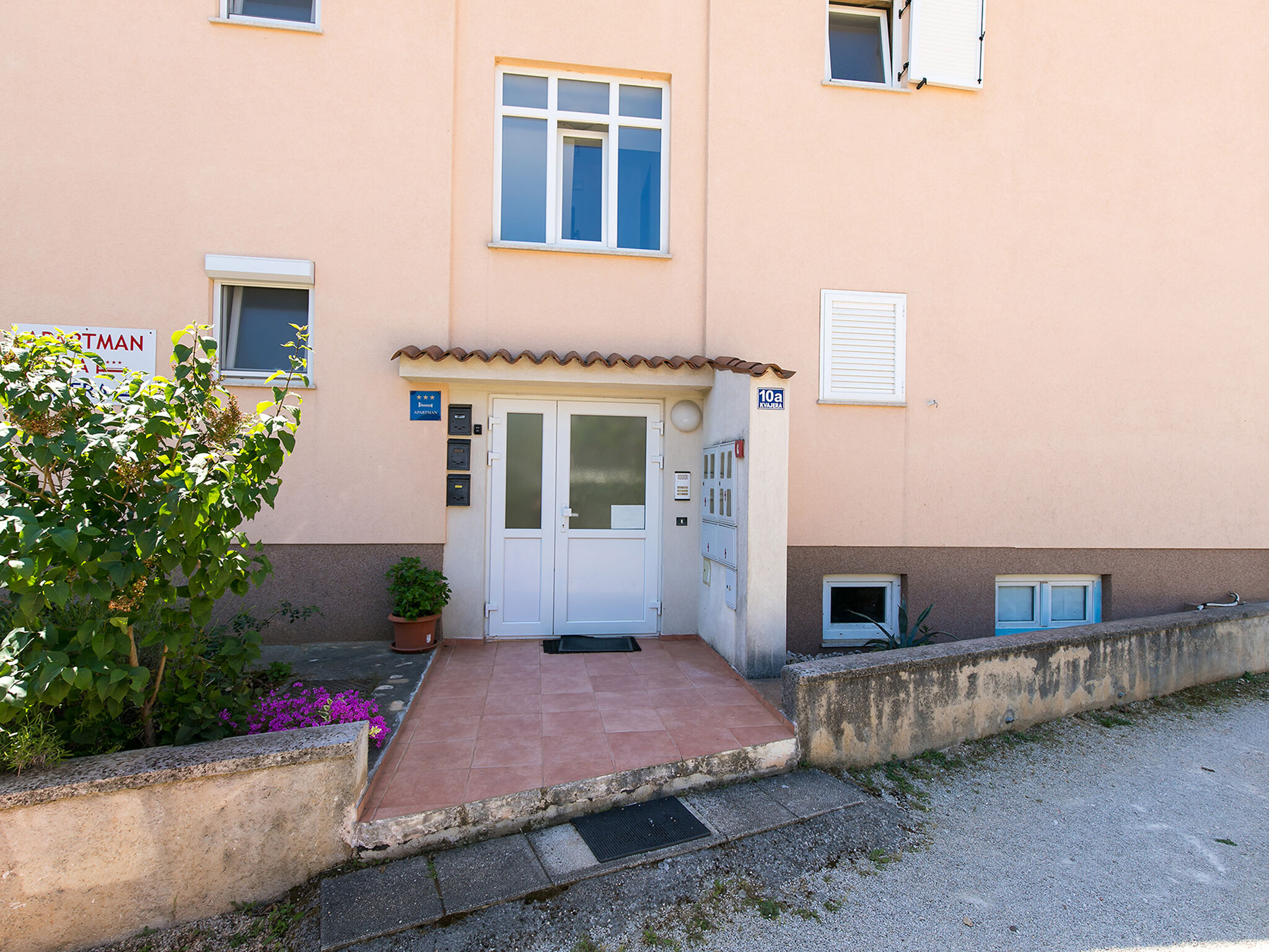 Apartment Labinjan 72831-A1