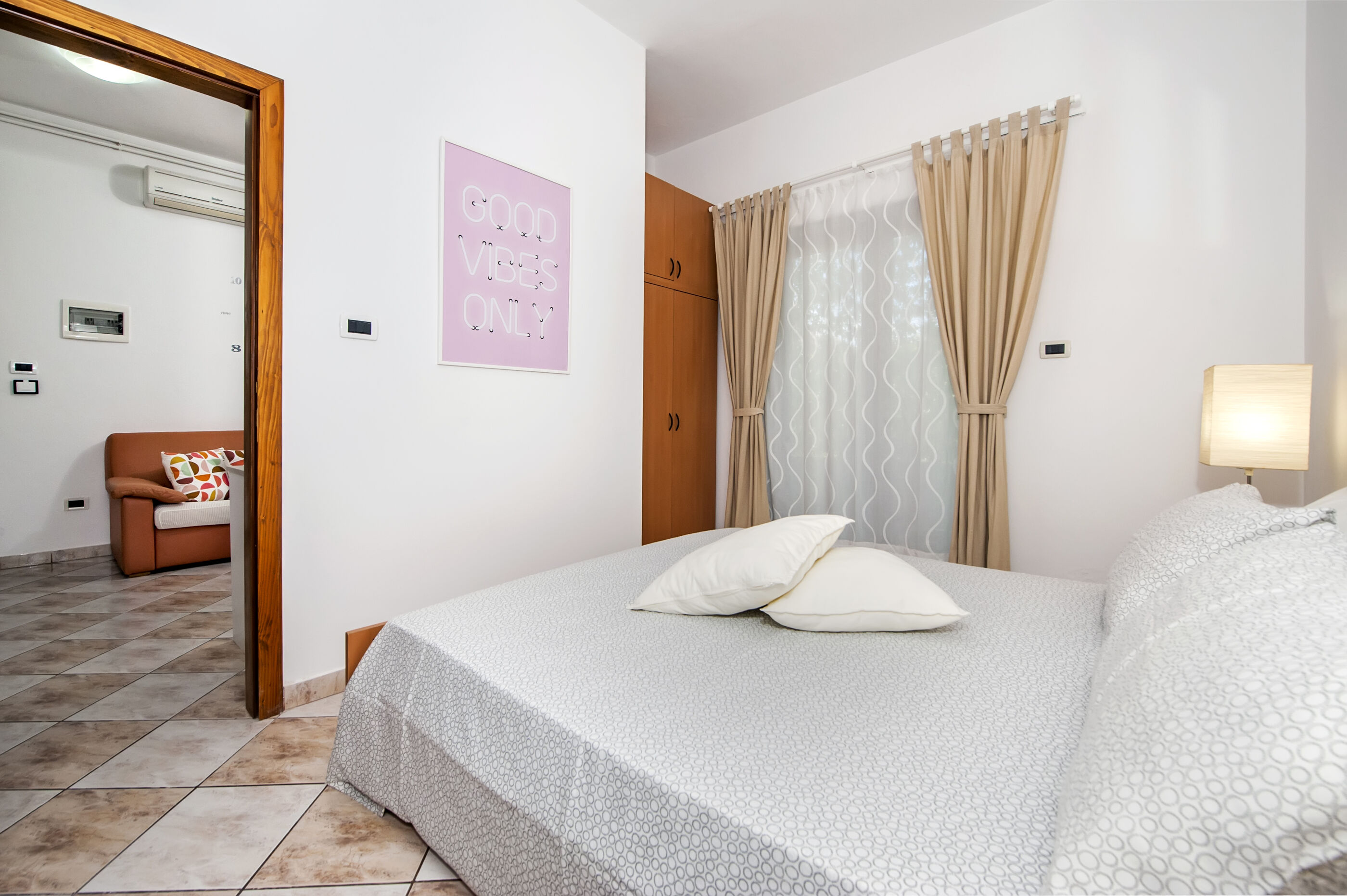 Apartments Milan 75651-A3