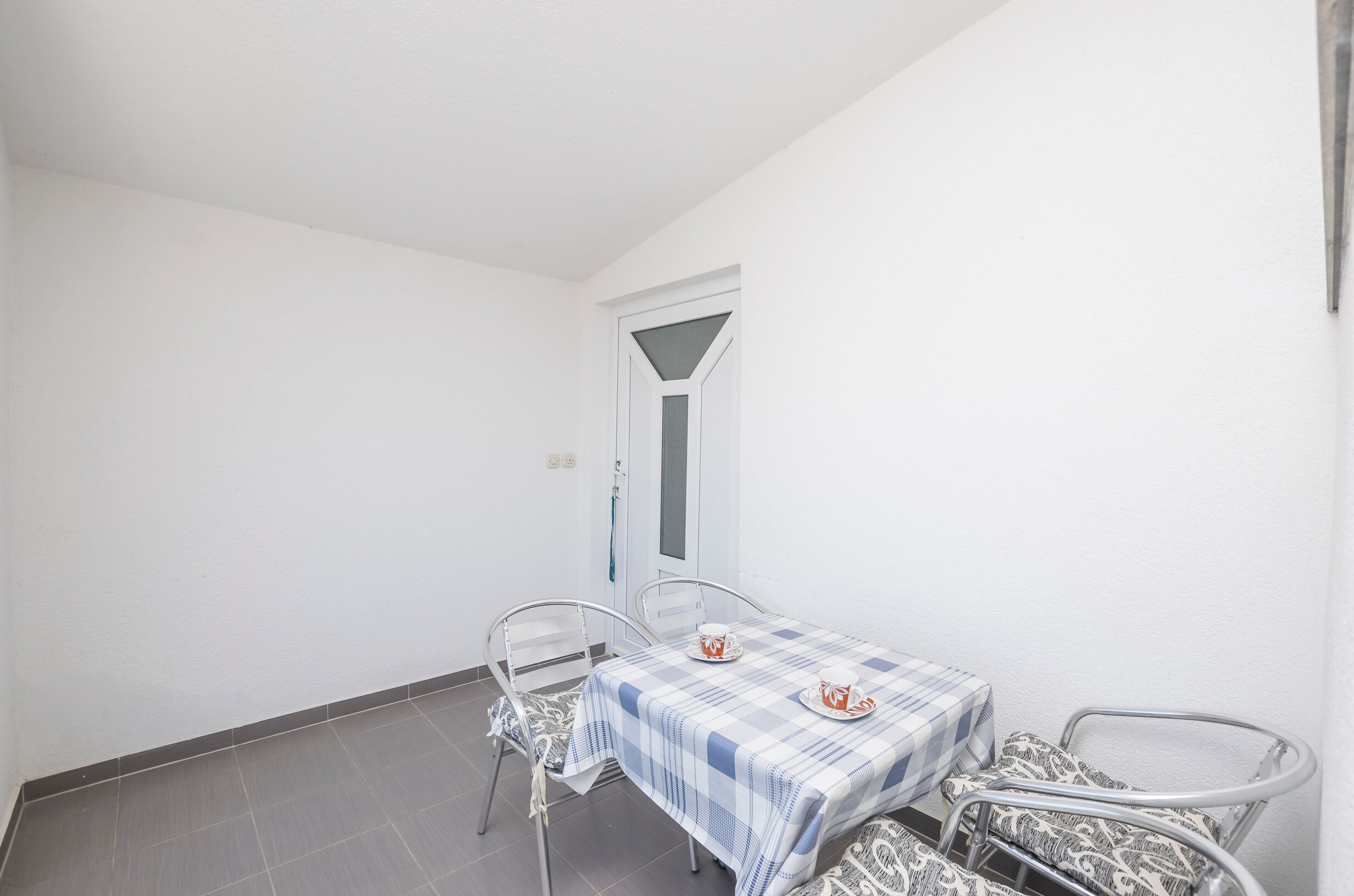 Apartments Ivan 78231-A2