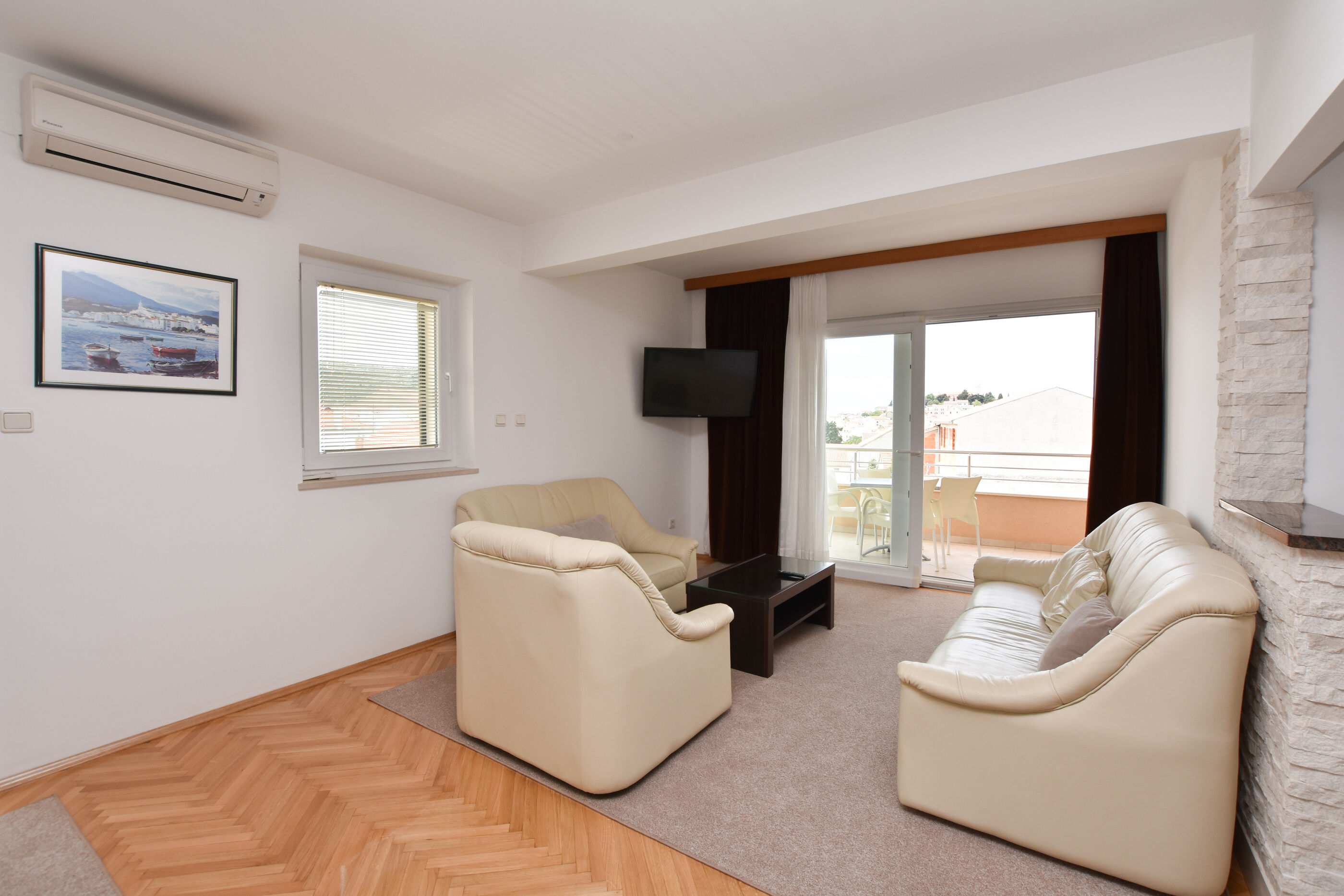 Apartments Danica 41345-A3