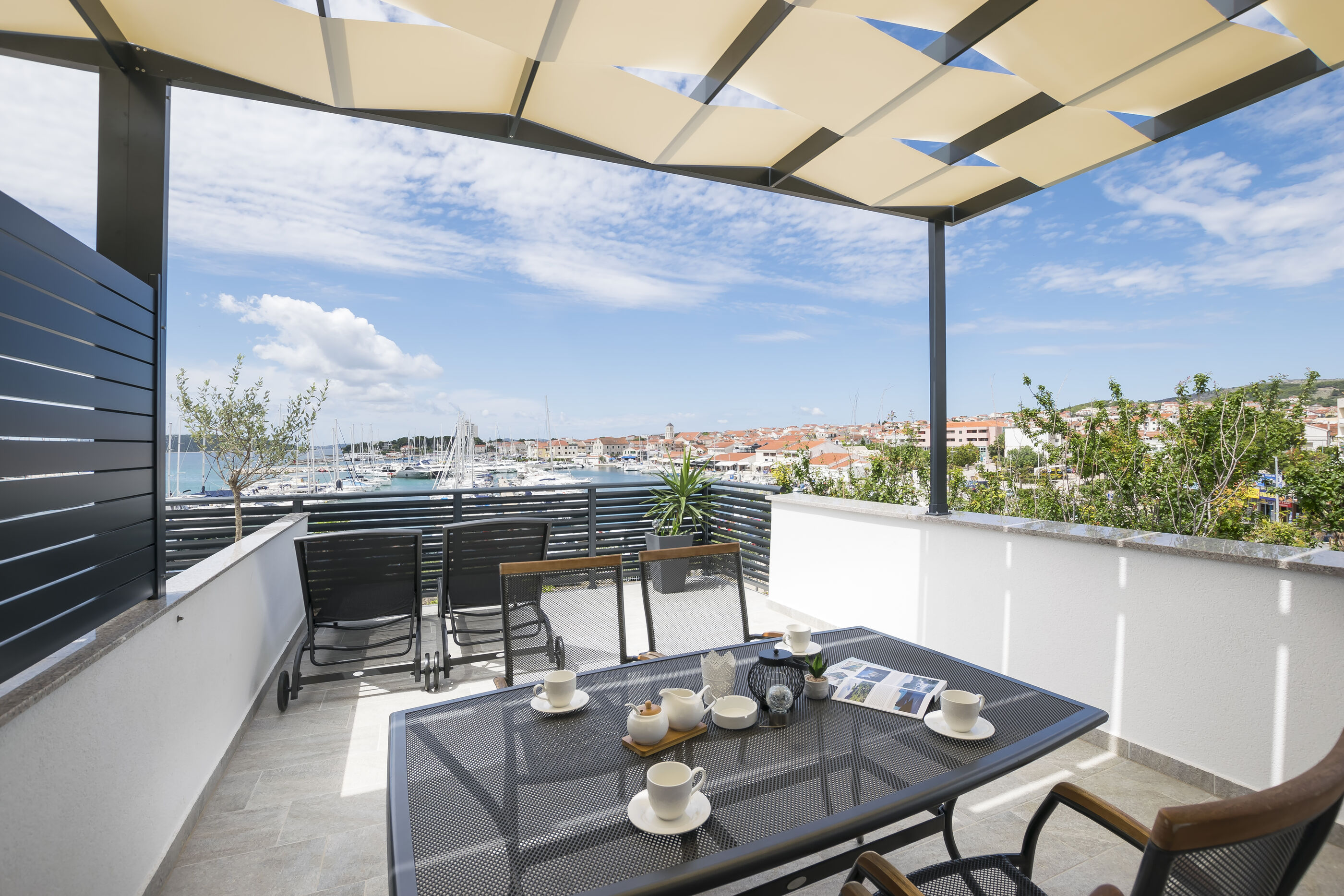 Apartments and Rooms Mare 11171-A1