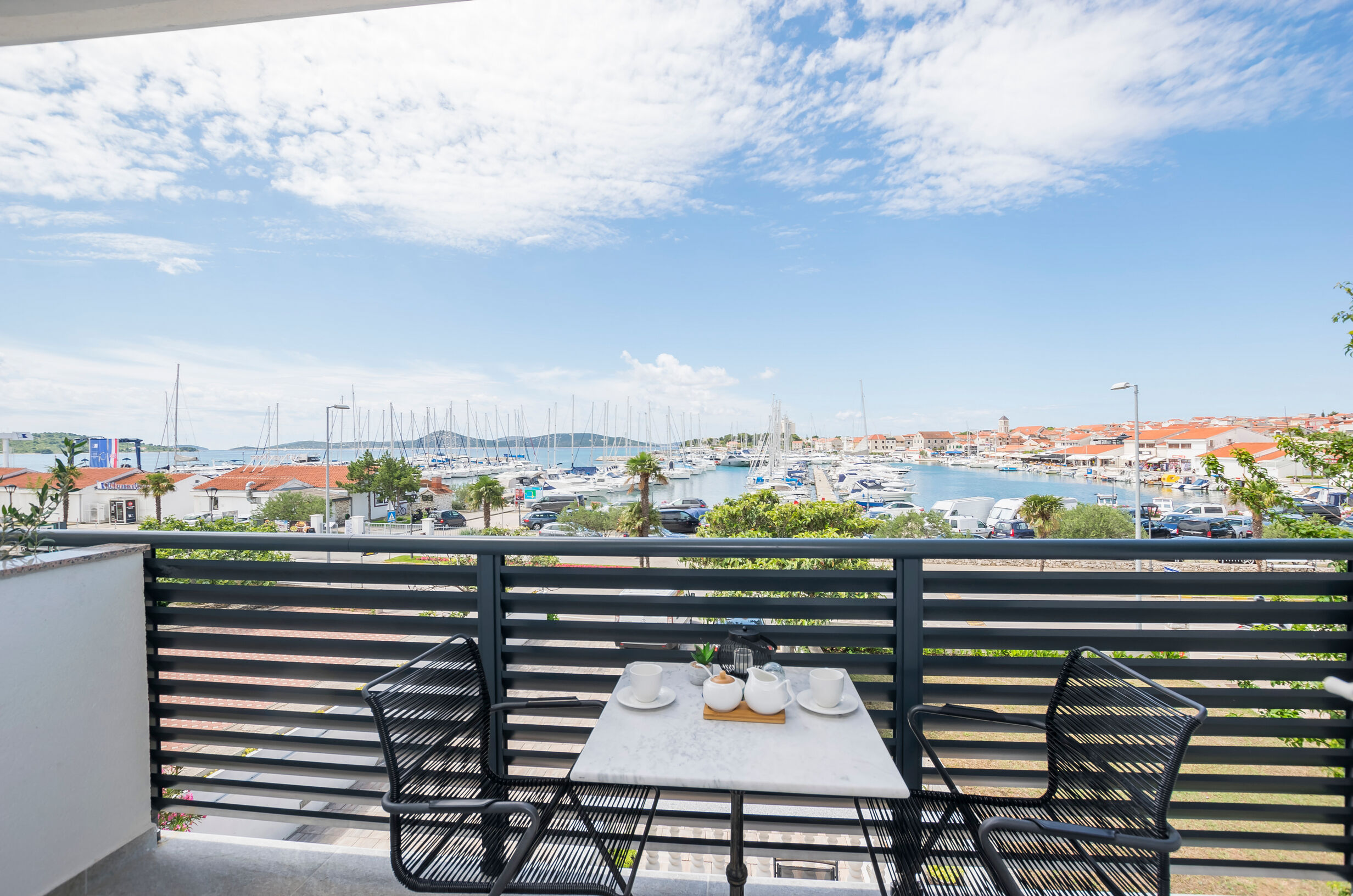 Apartments and Rooms Mare 11171-A3