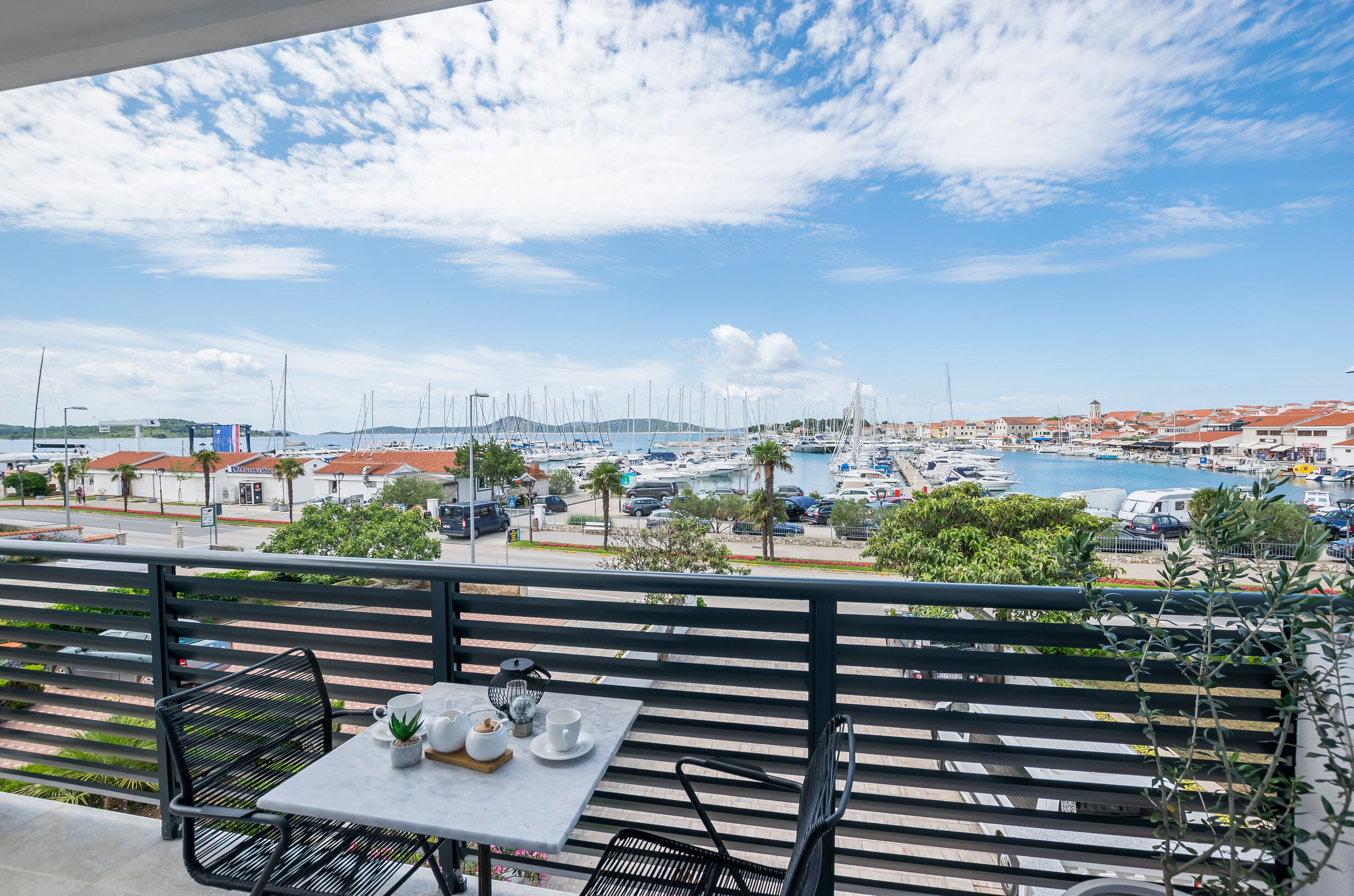 Apartments and Rooms Mare 11171-A4
