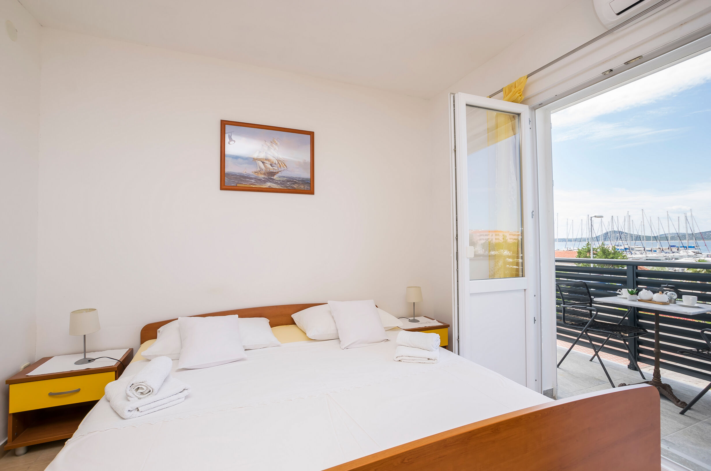 Apartments and Rooms Mare 11171-A4