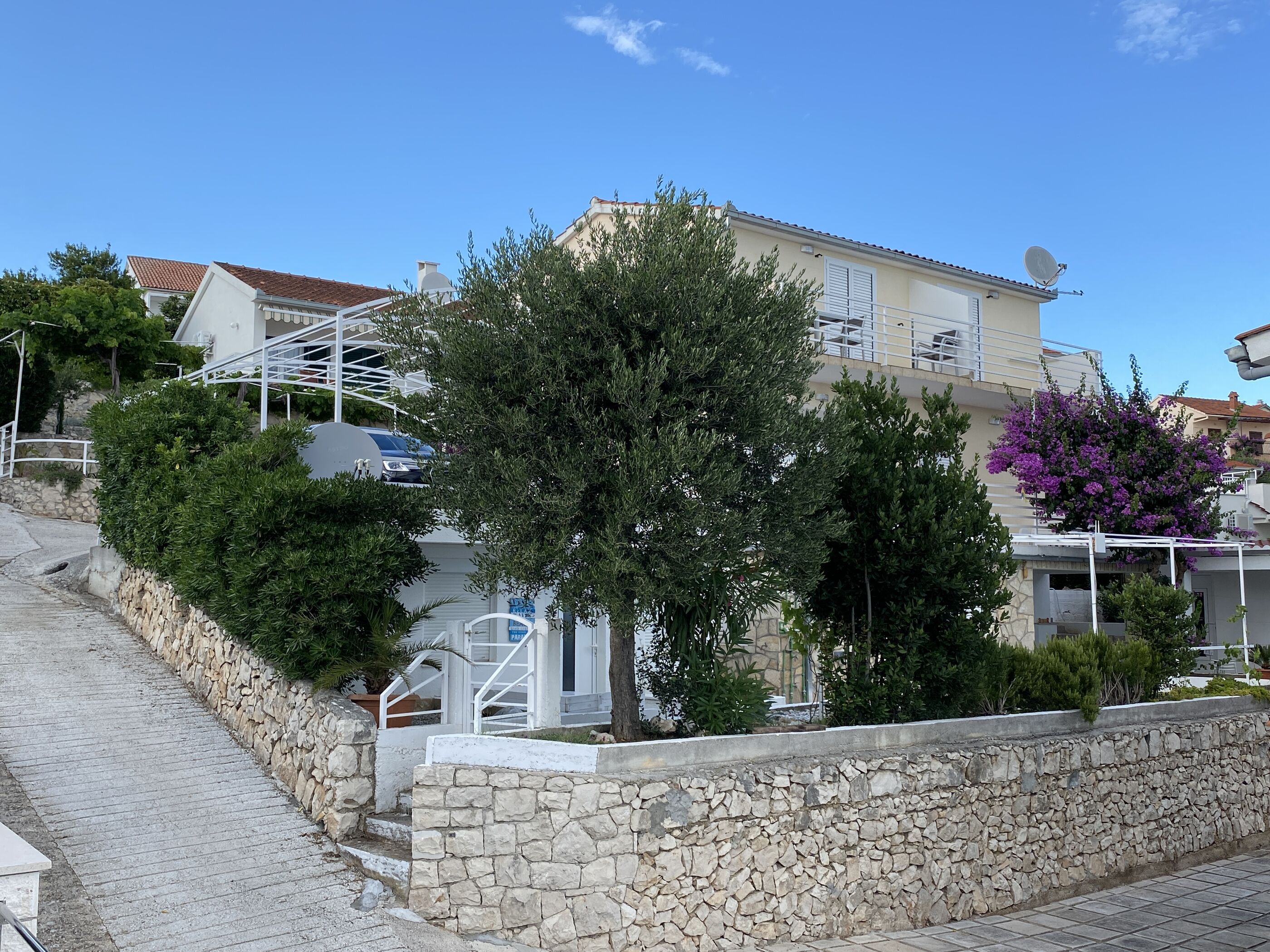 Apartments Lumini 32431-A4