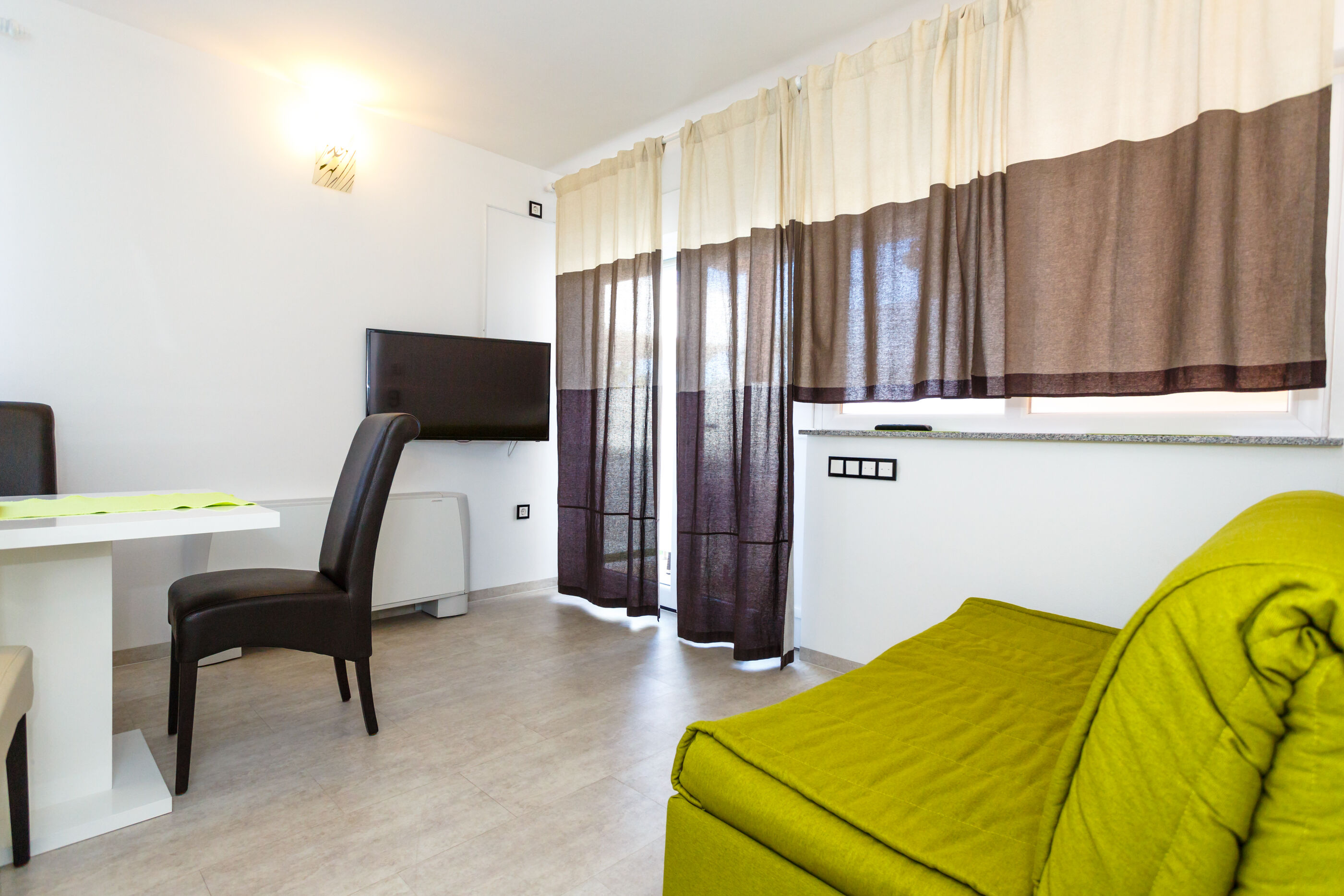 Apartments VLADO DERK 15145-A1