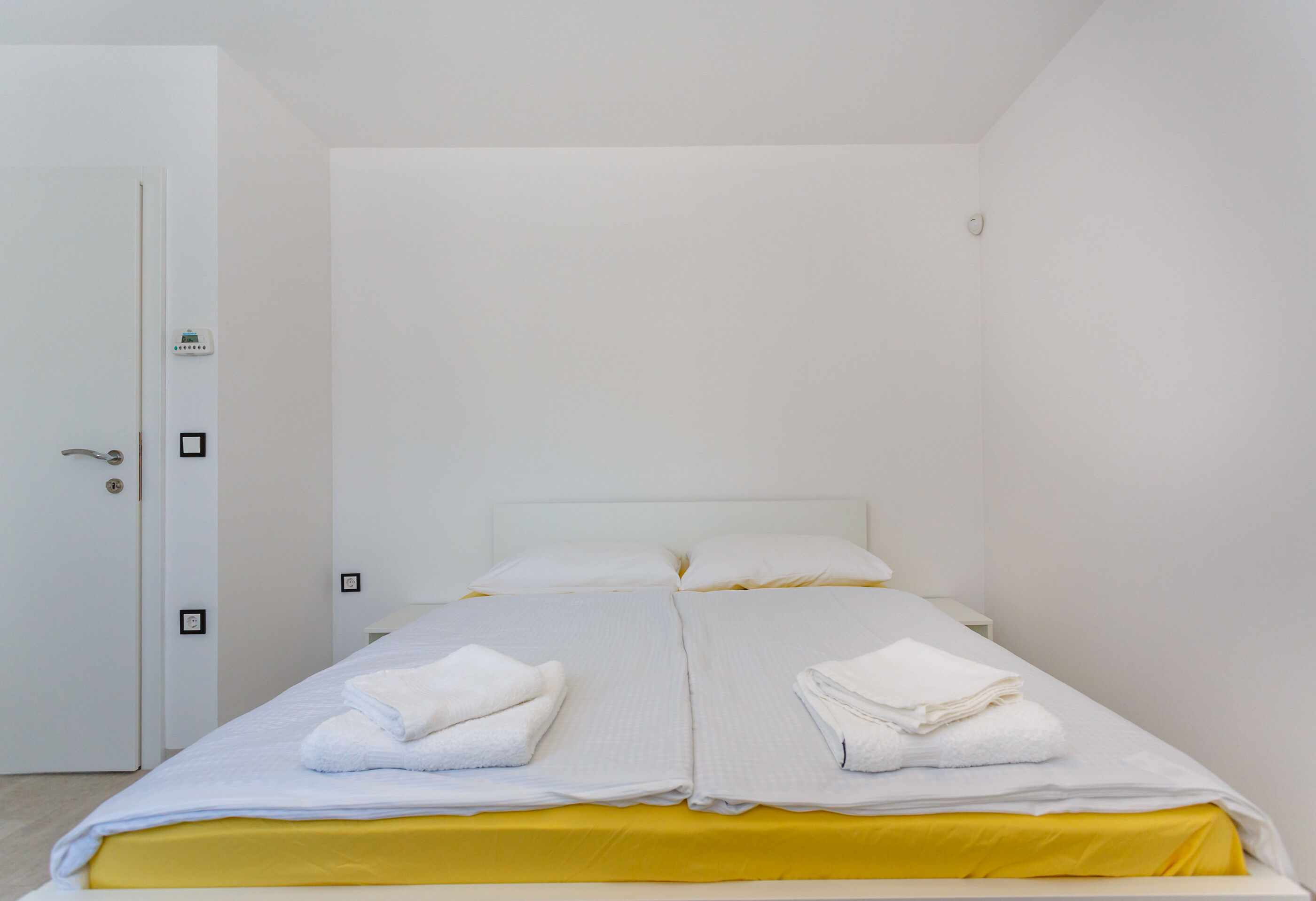 Apartments VLADO DERK 15145-A1