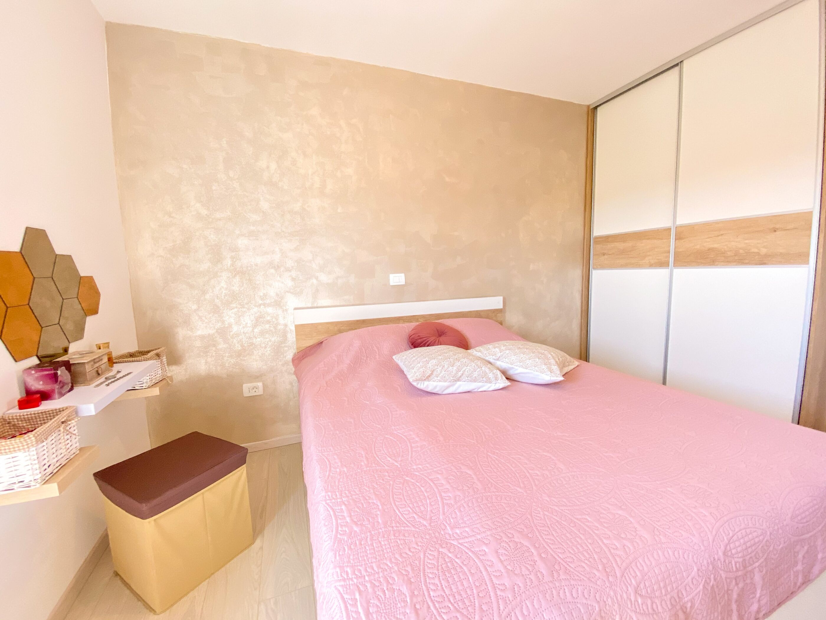 Apartment EMA 79173-A1