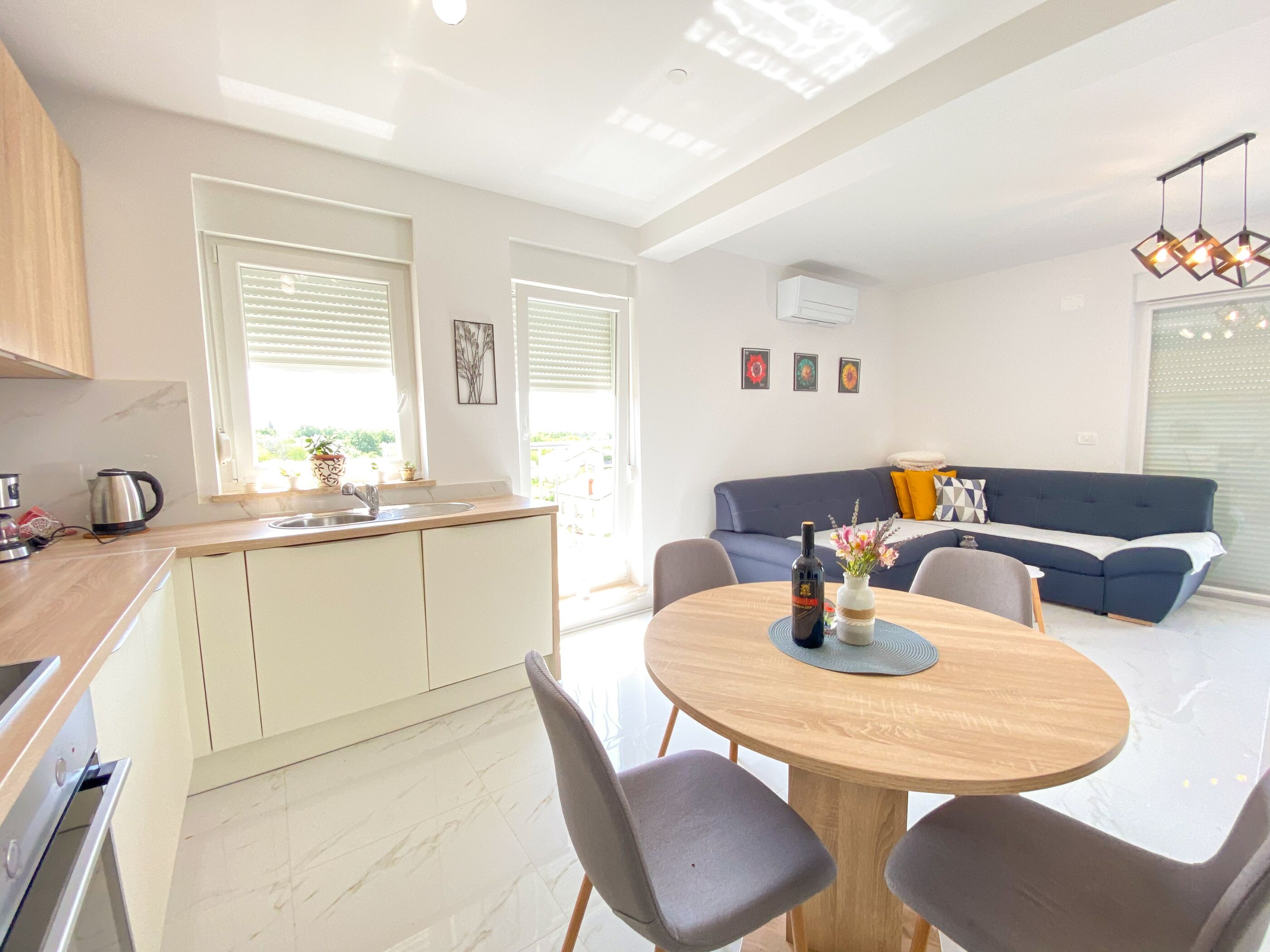 Apartment EMA 79173-A1