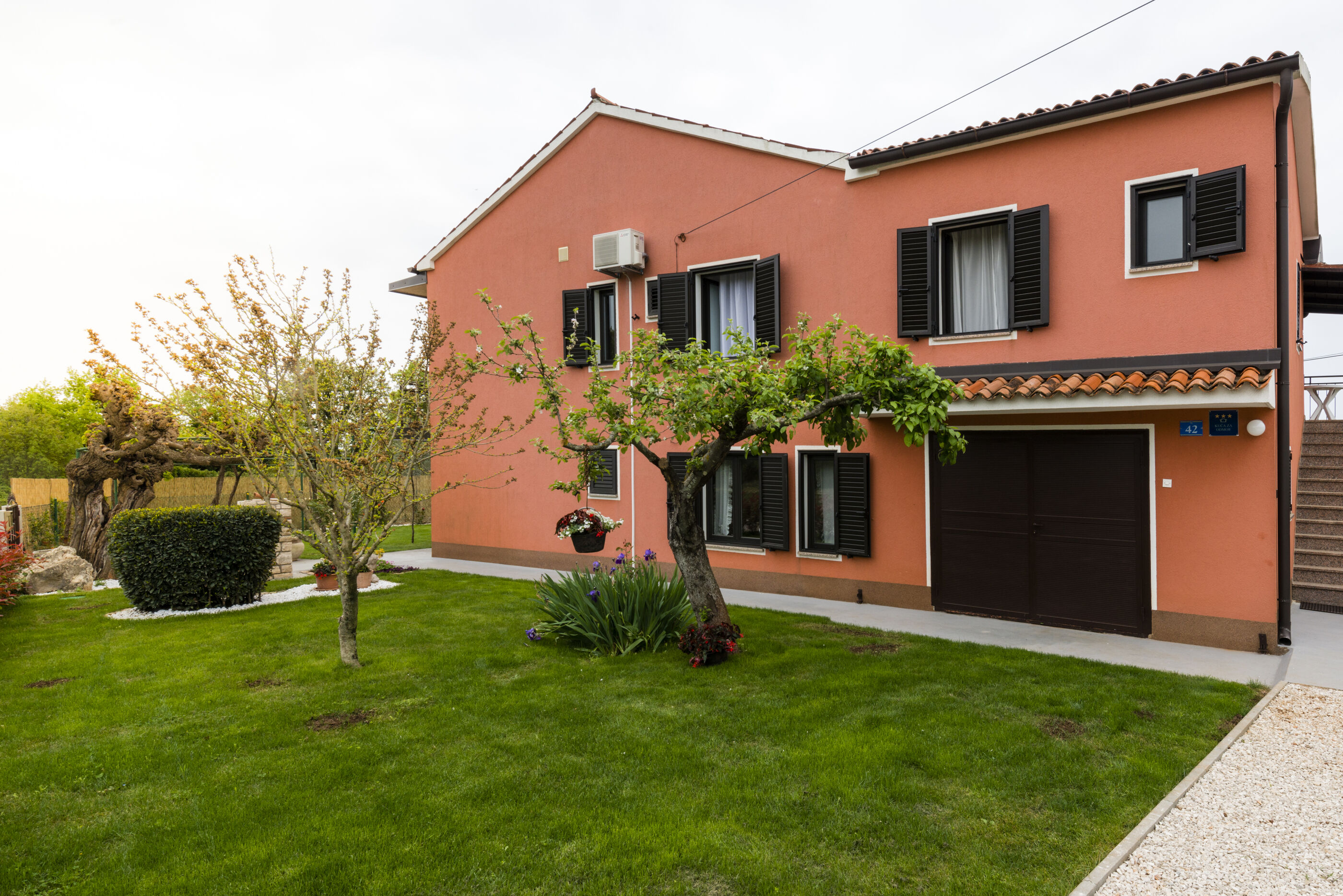 Villa ROZA 79156-K1