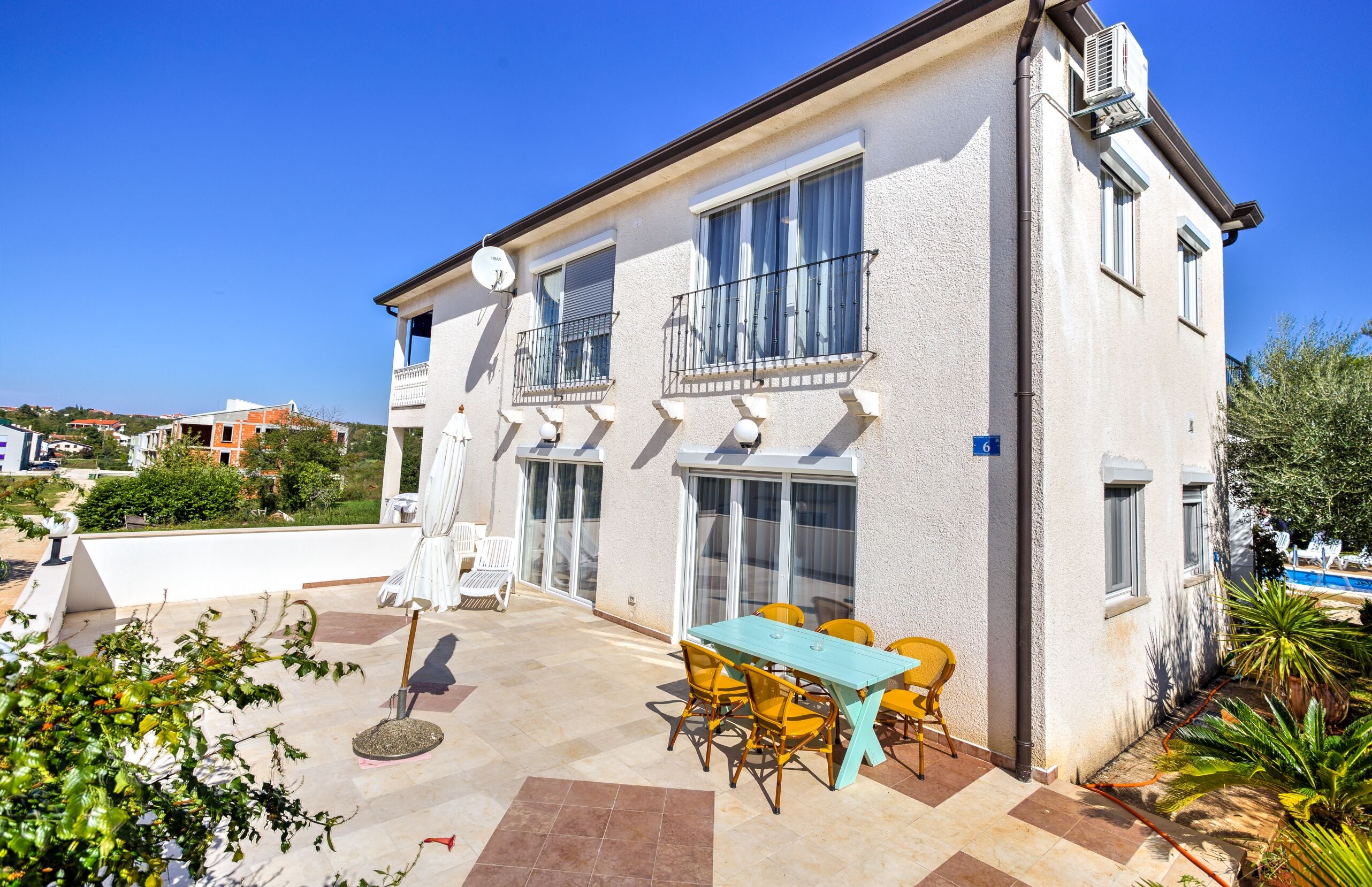 Apartments SIPARIS Zambratija 79177-A4