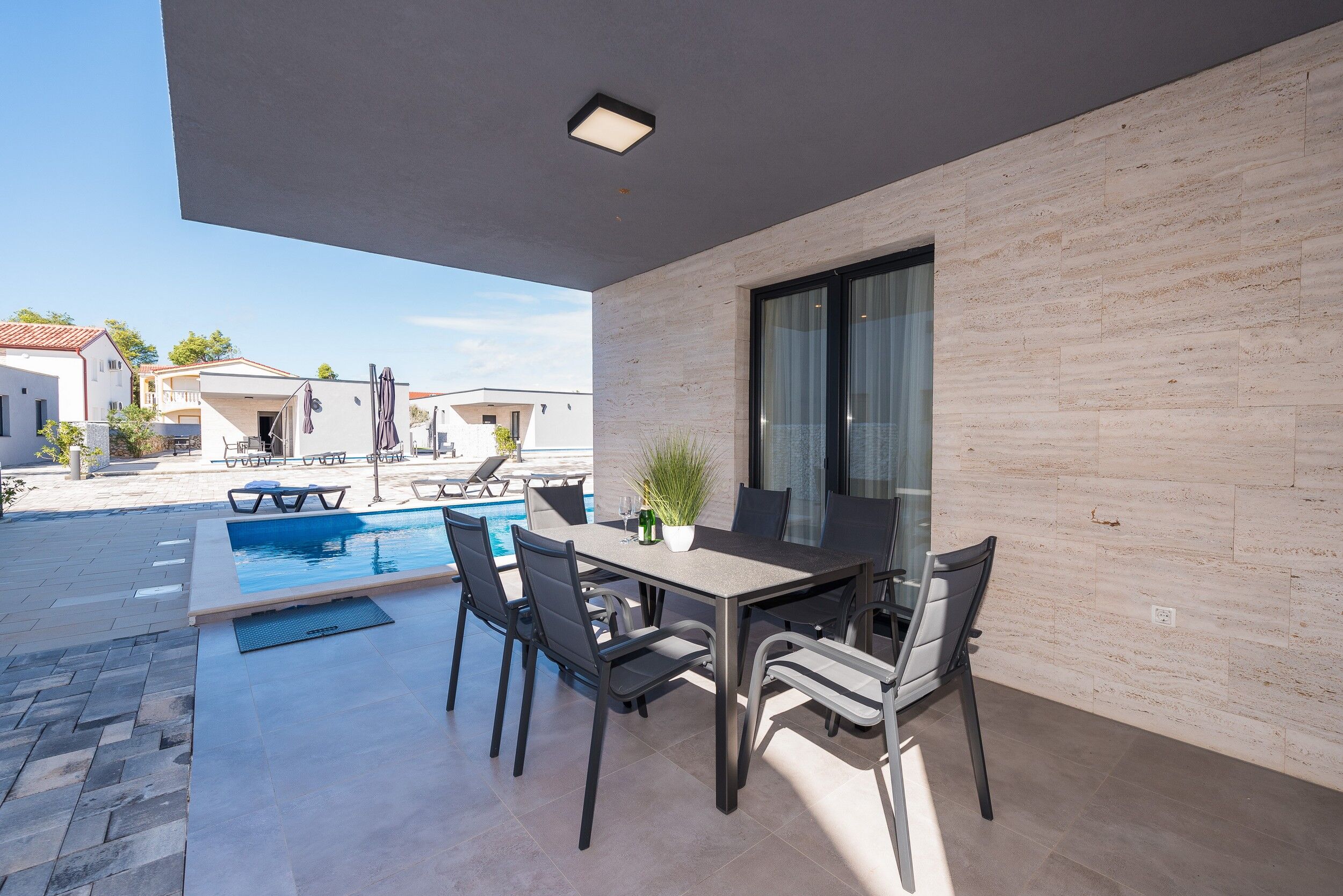 Tourist resort Villas Resort More 18438-K2
