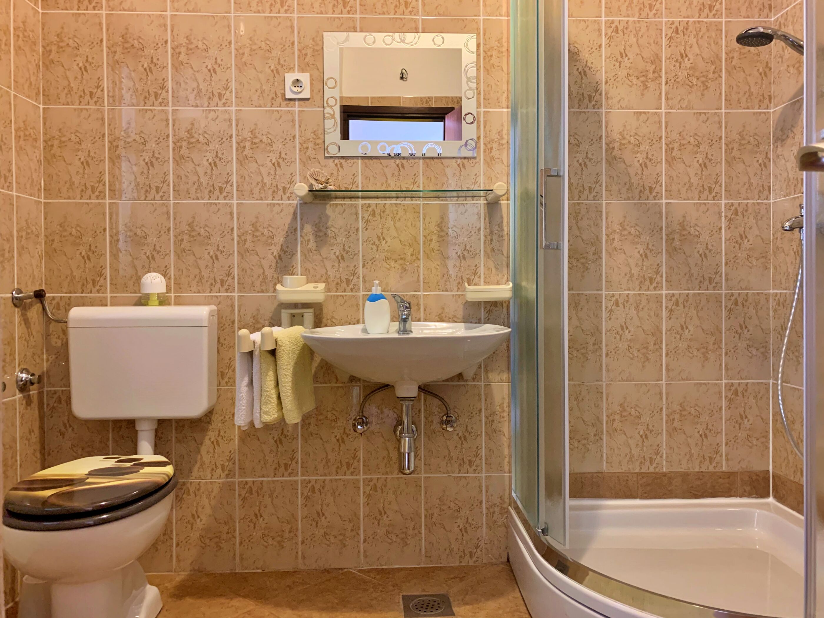 Apartments Šantić 64351-A1