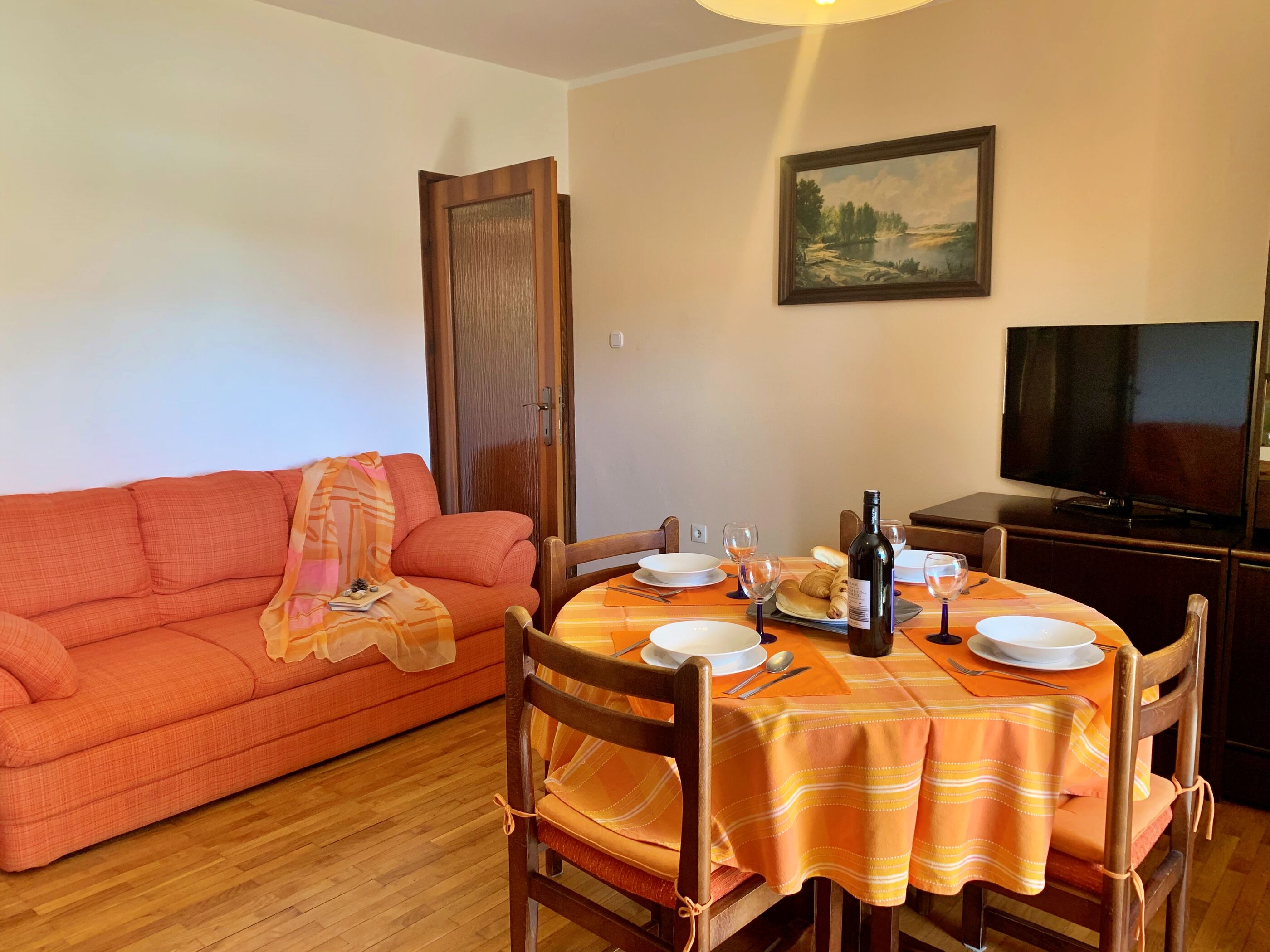 Apartments Šantić 64351-A2