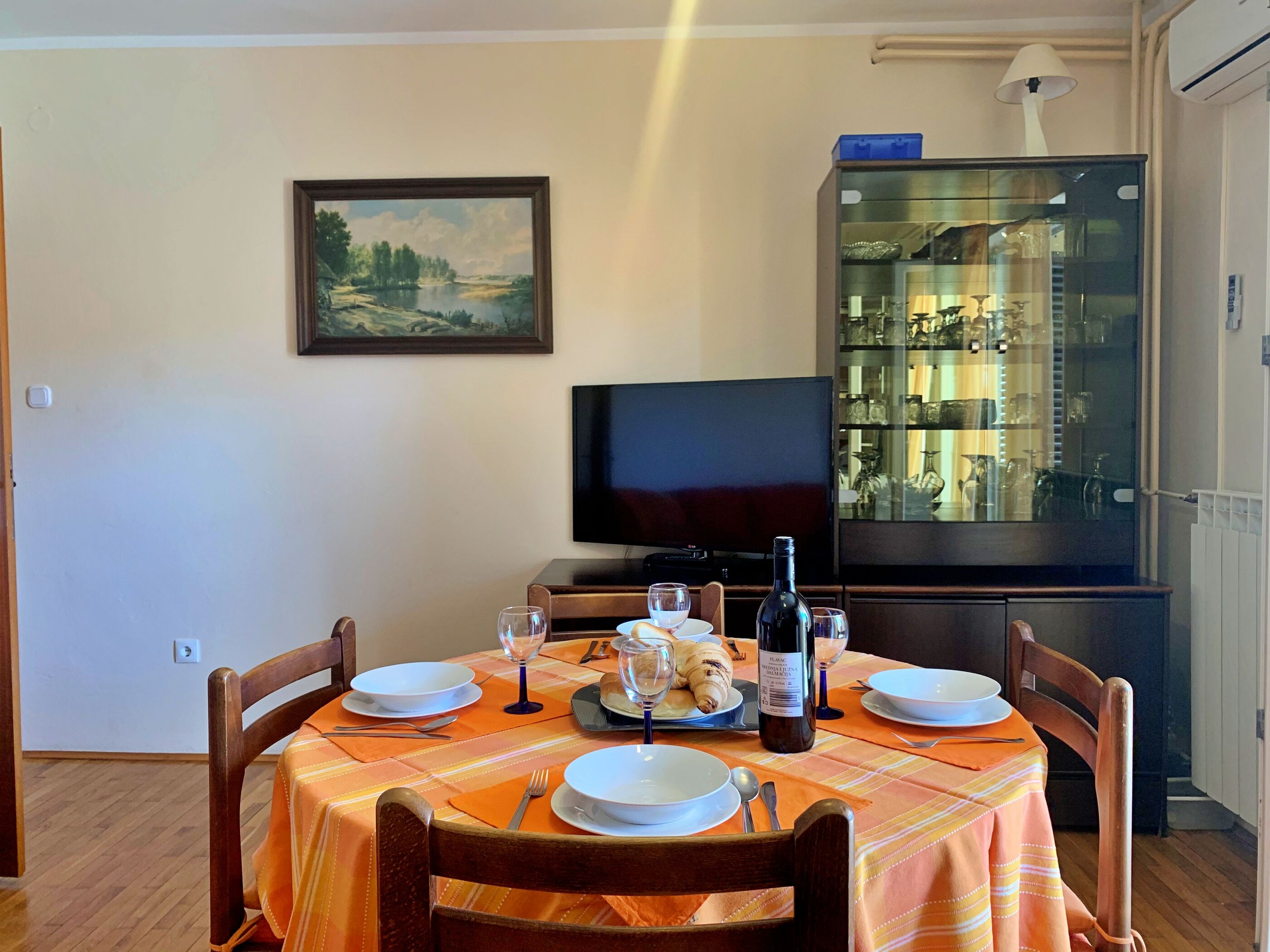 Apartments Šantić 64351-A2