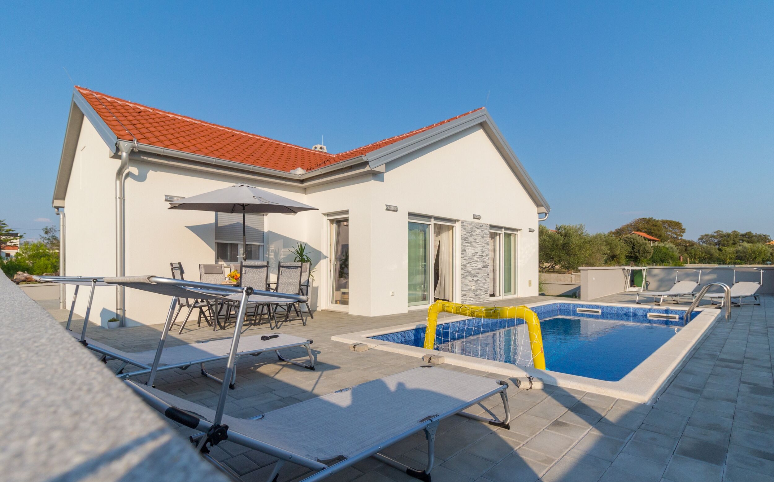 Villa Nicolle 44968-K1
