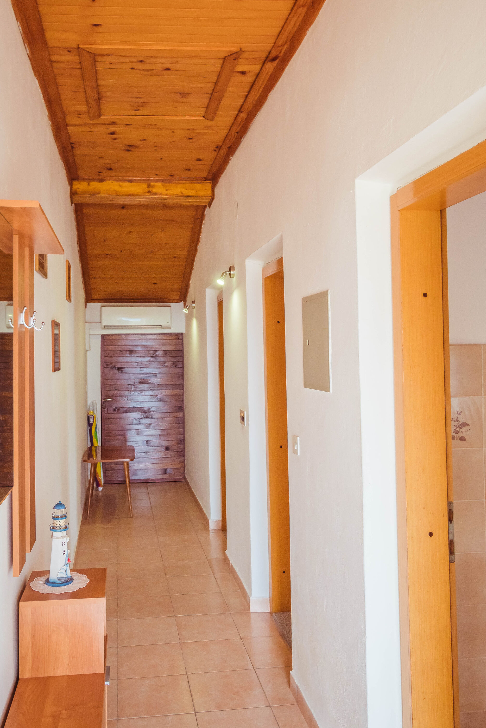 Apartments and Room LUCIANA Savudrija 79166-A1