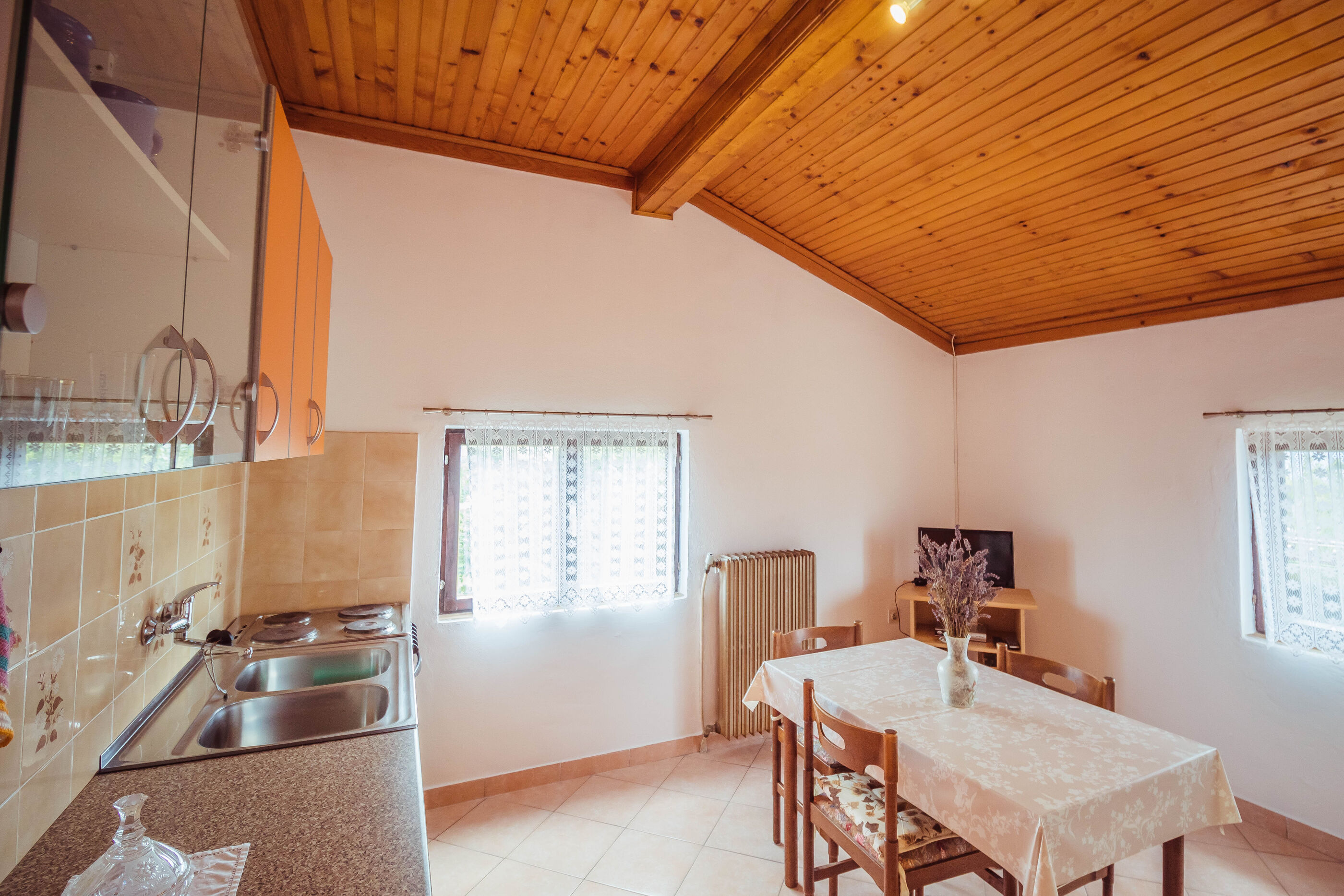 Apartments and Room LUCIANA Savudrija 79166-A1
