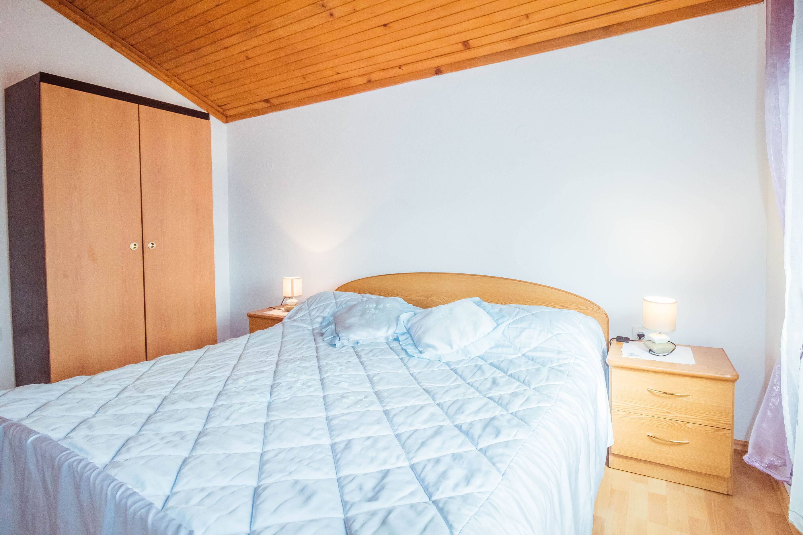Apartments and Room LUCIANA Savudrija 79166-A1