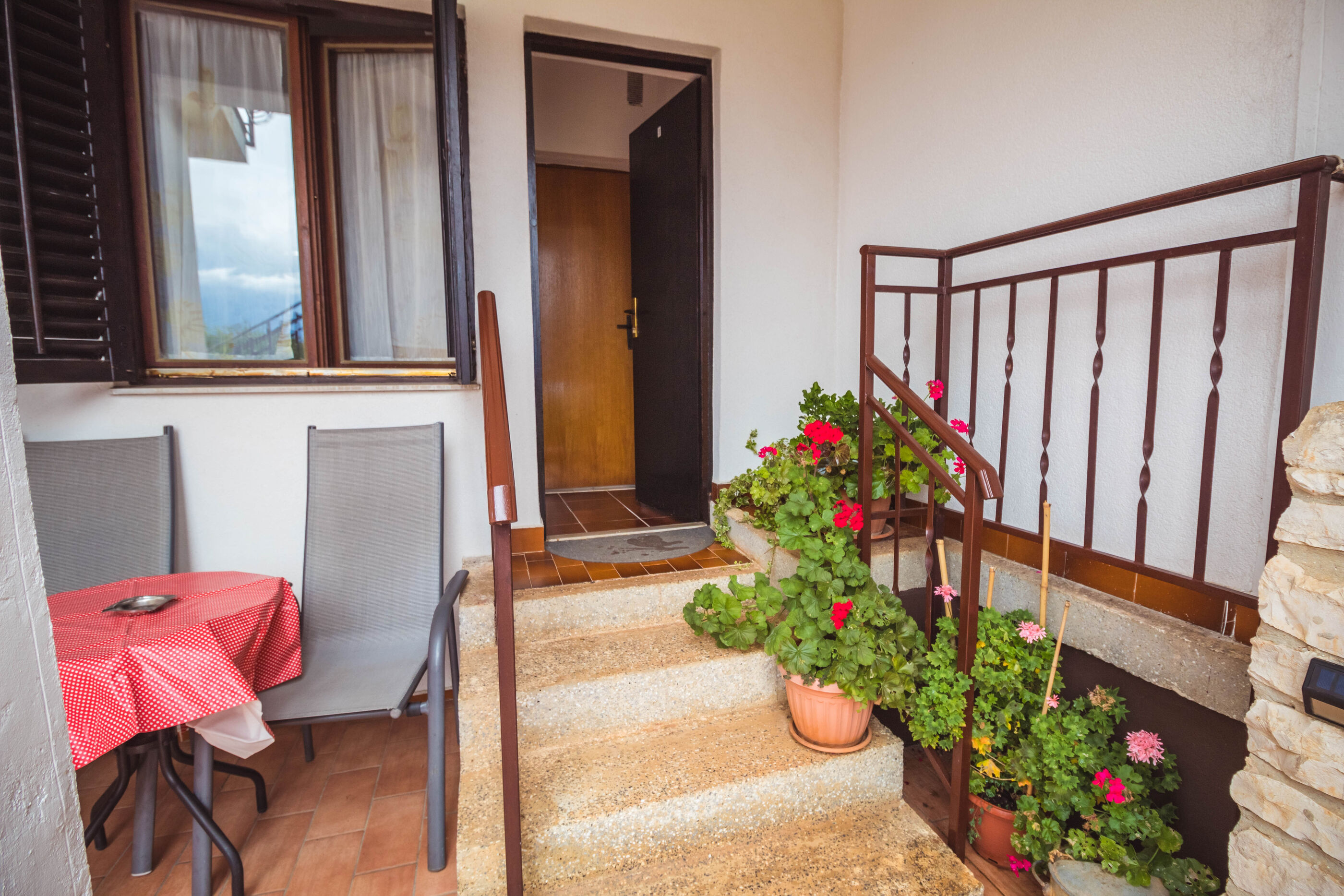 Apartments and Room LUCIANA Savudrija 79166-S1