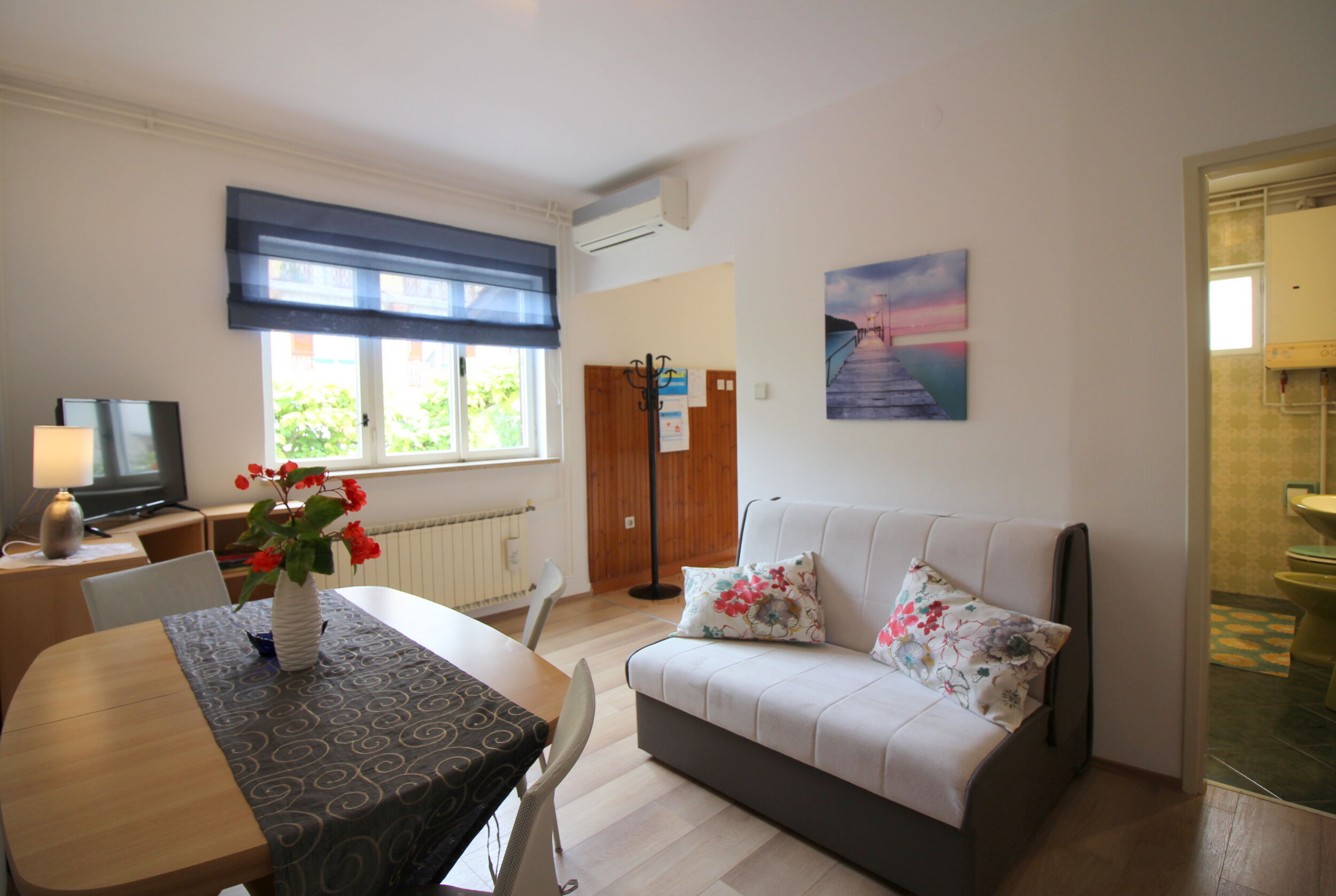Apartments Aurora 15504-A1