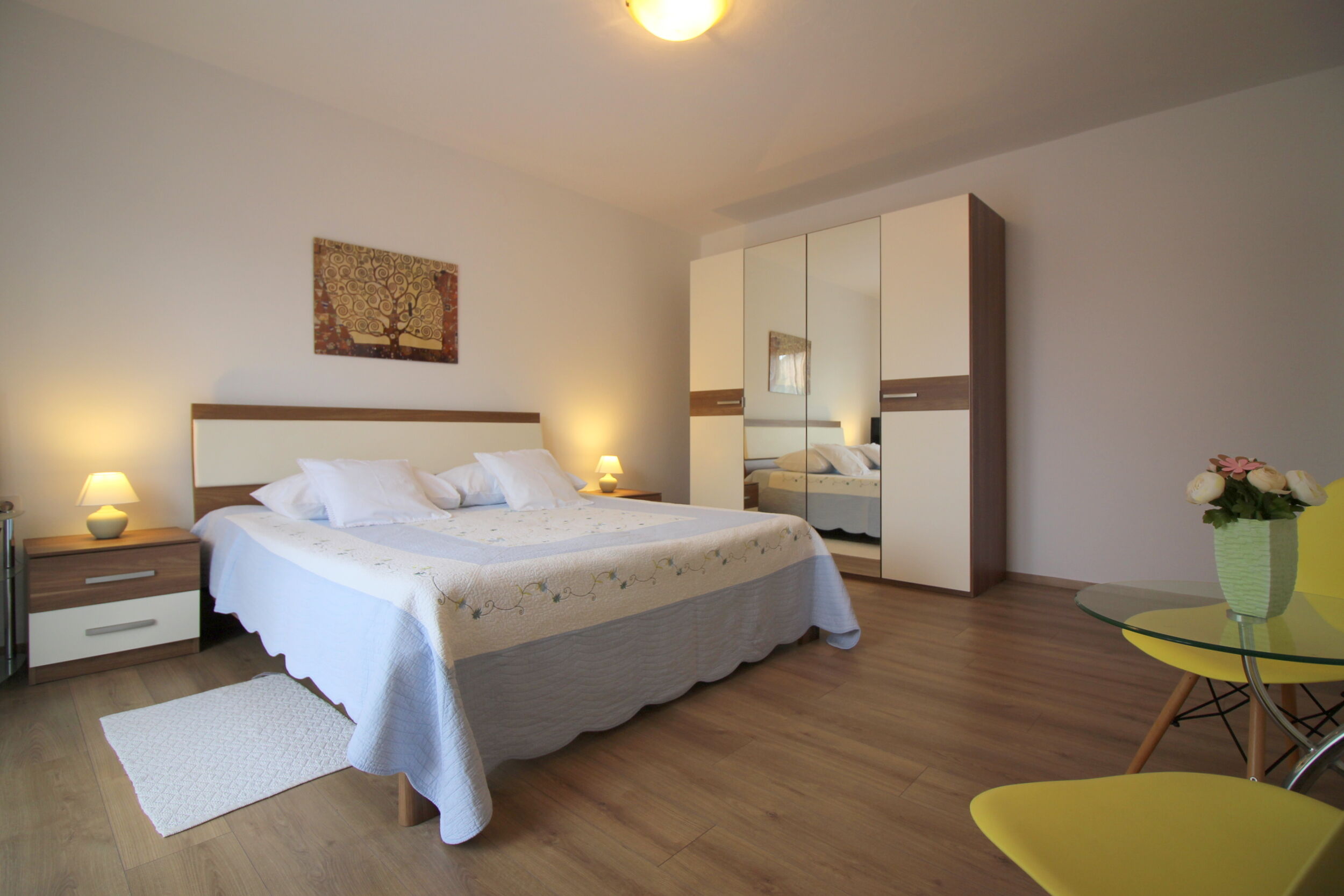 Apartments Aurora 15504-A2