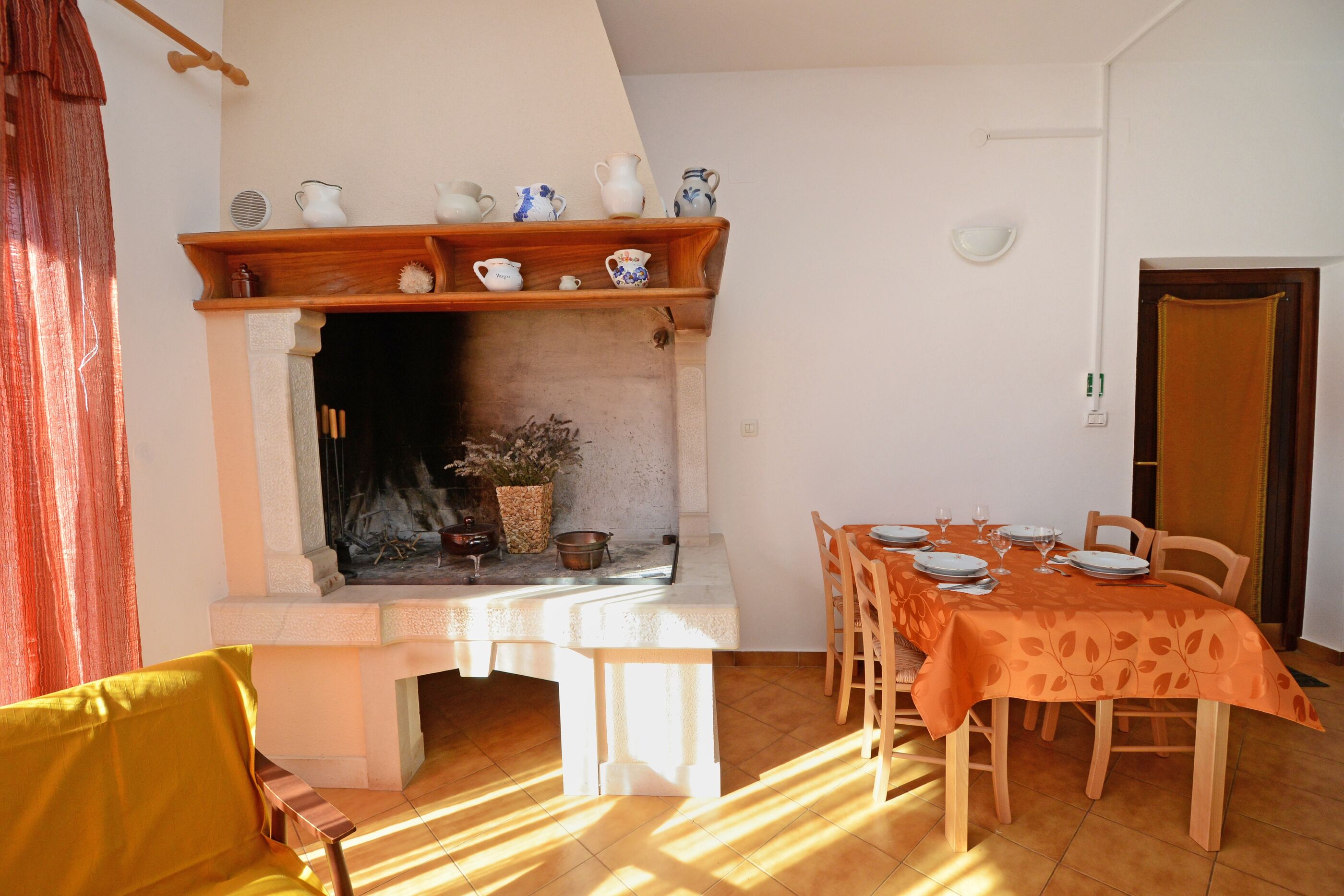 Apartments Albina Valiza 79179-A1