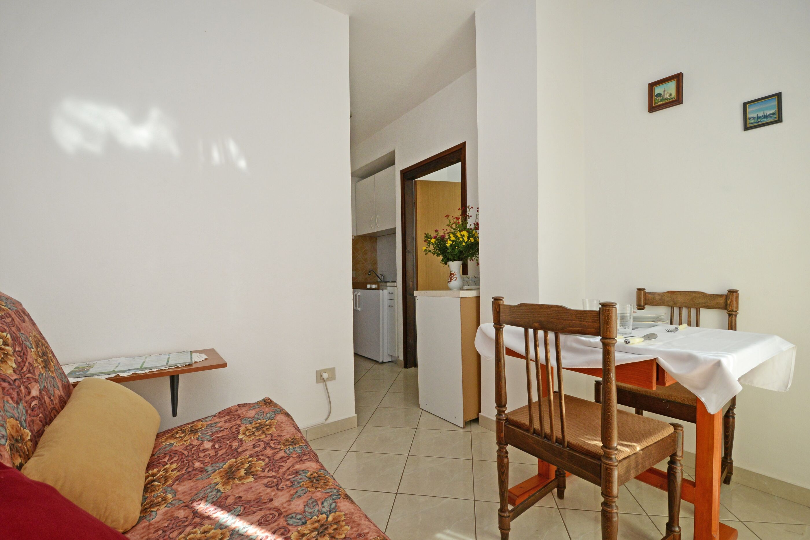 Apartments Albina Valiza 79179-A2