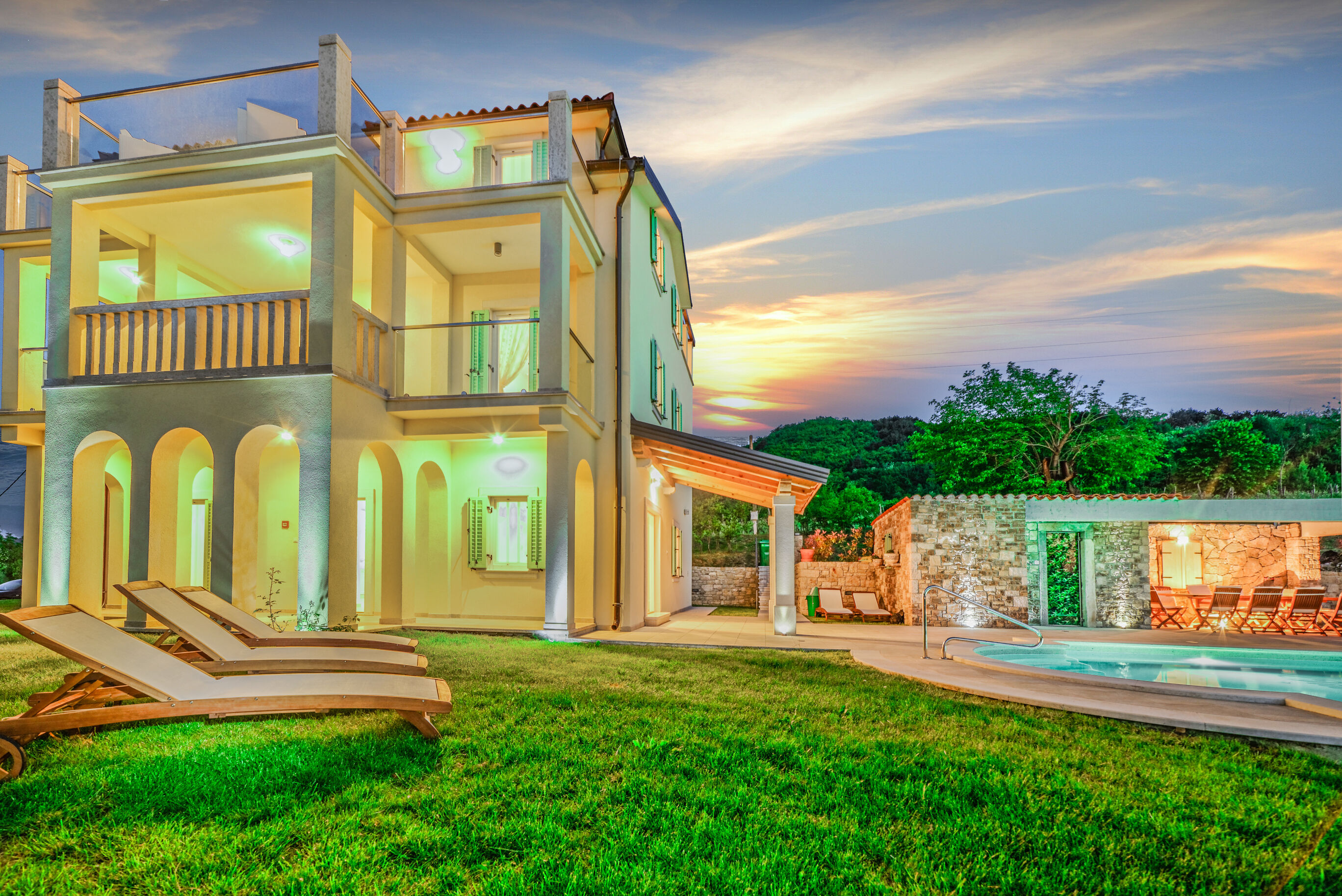Villa Demetra s bazenom i predivnim pogledom na Motovun V8931-K1