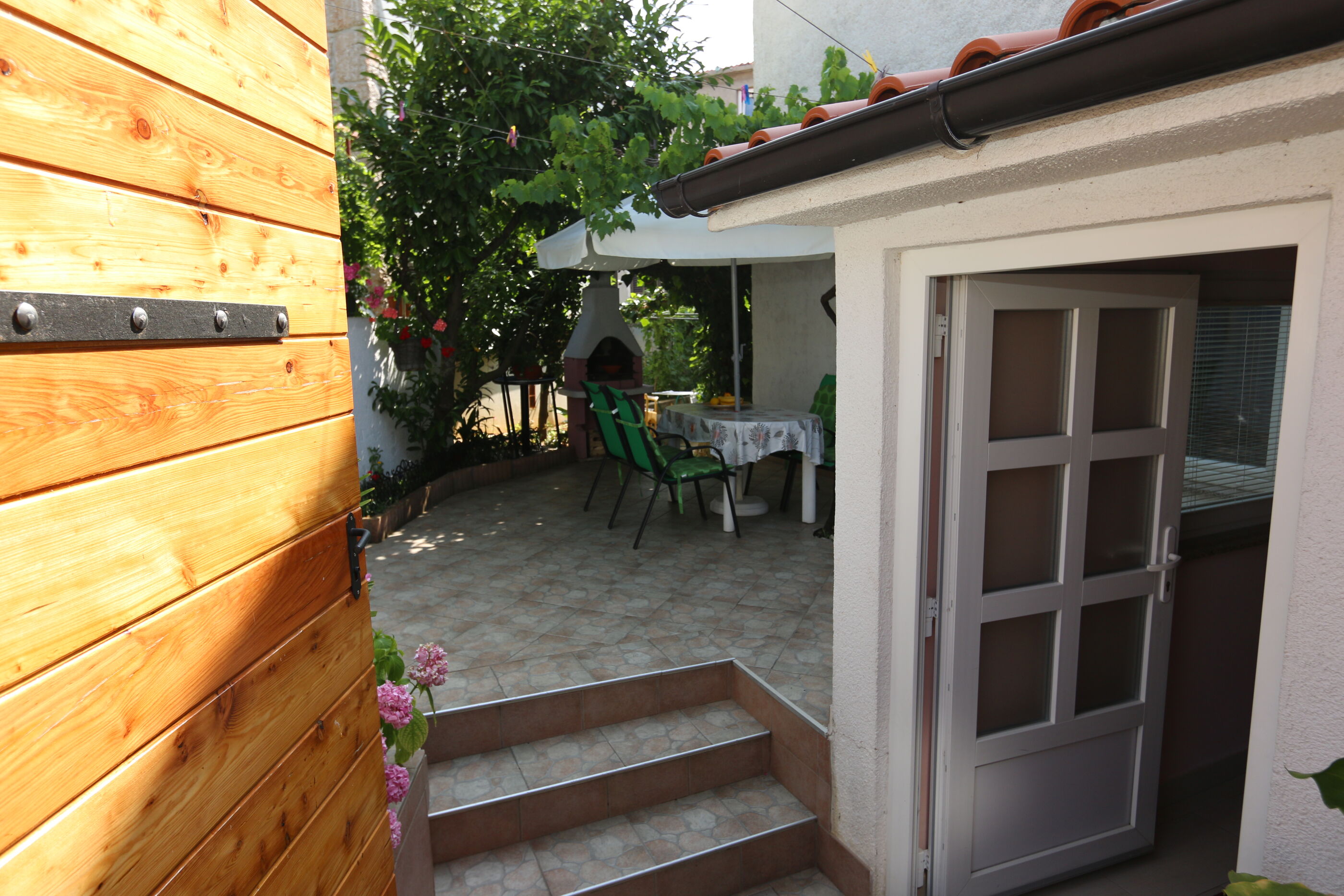 Apartments Ticak 60255-A1