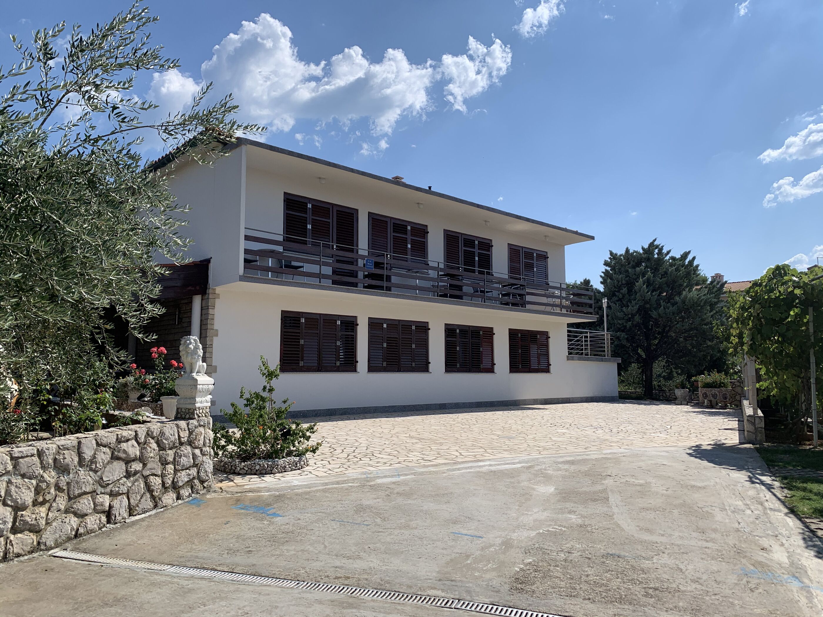 Apartments Volarić 63776-A2