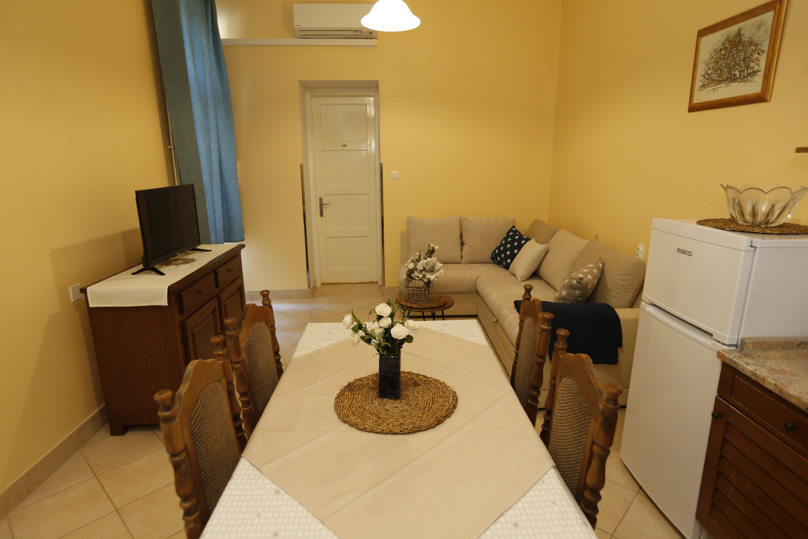 Apartment and Rooms Bed and Breakfast Three Angels 79446-A1