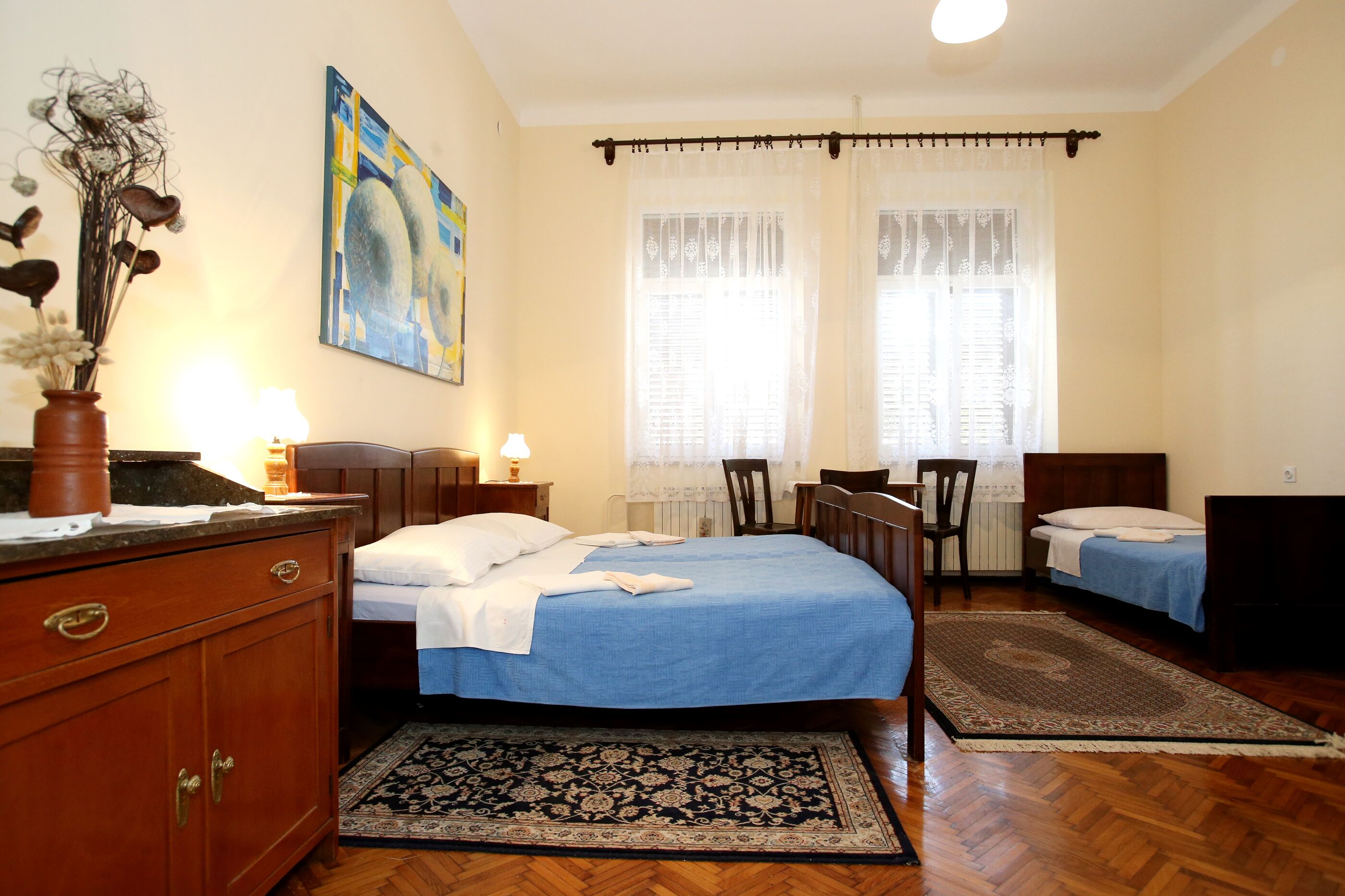 Apartment and Rooms Bed and Breakfast Three Angels 79446-S3