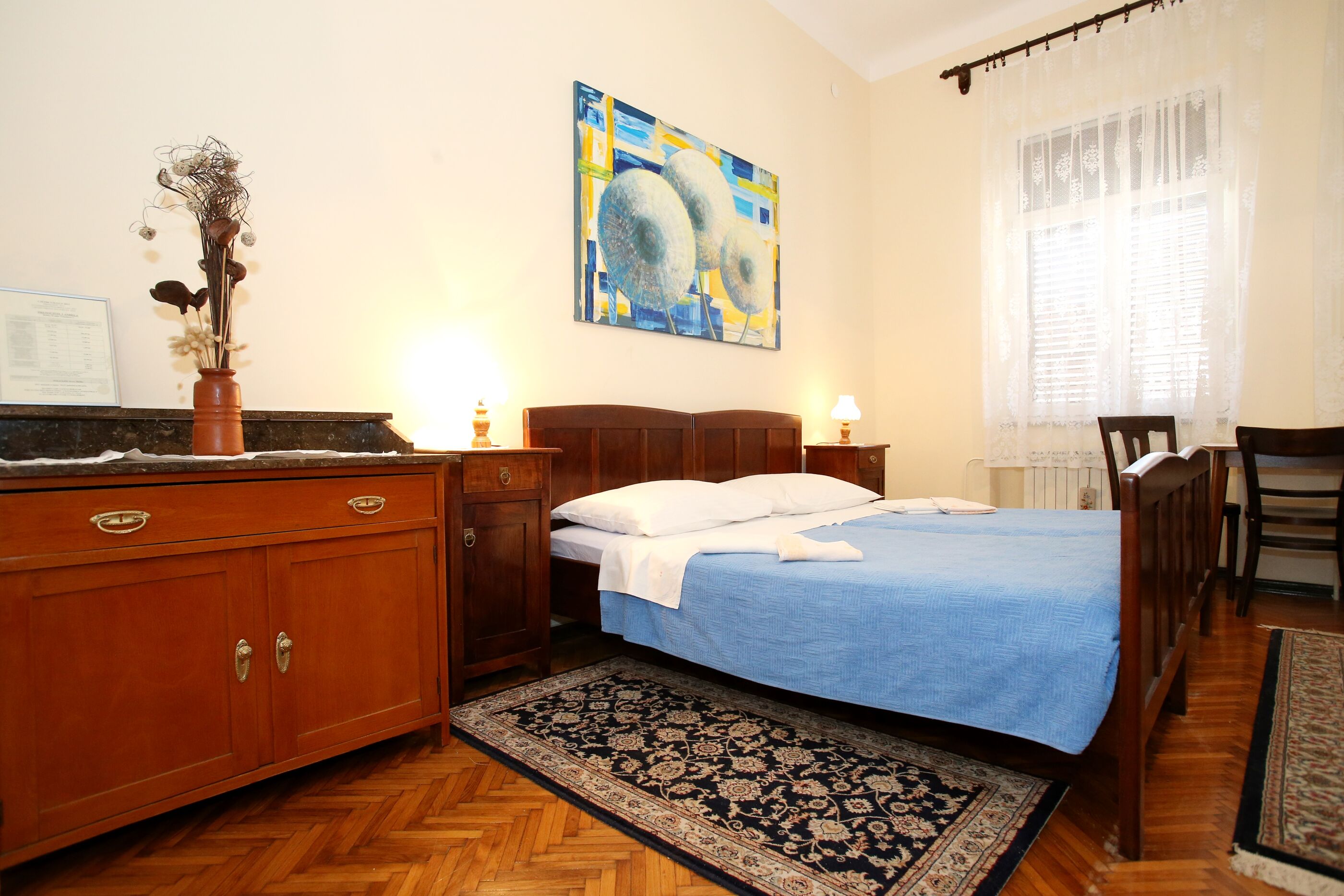 Apartment and Rooms Bed and Breakfast Three Angels 79446-S3
