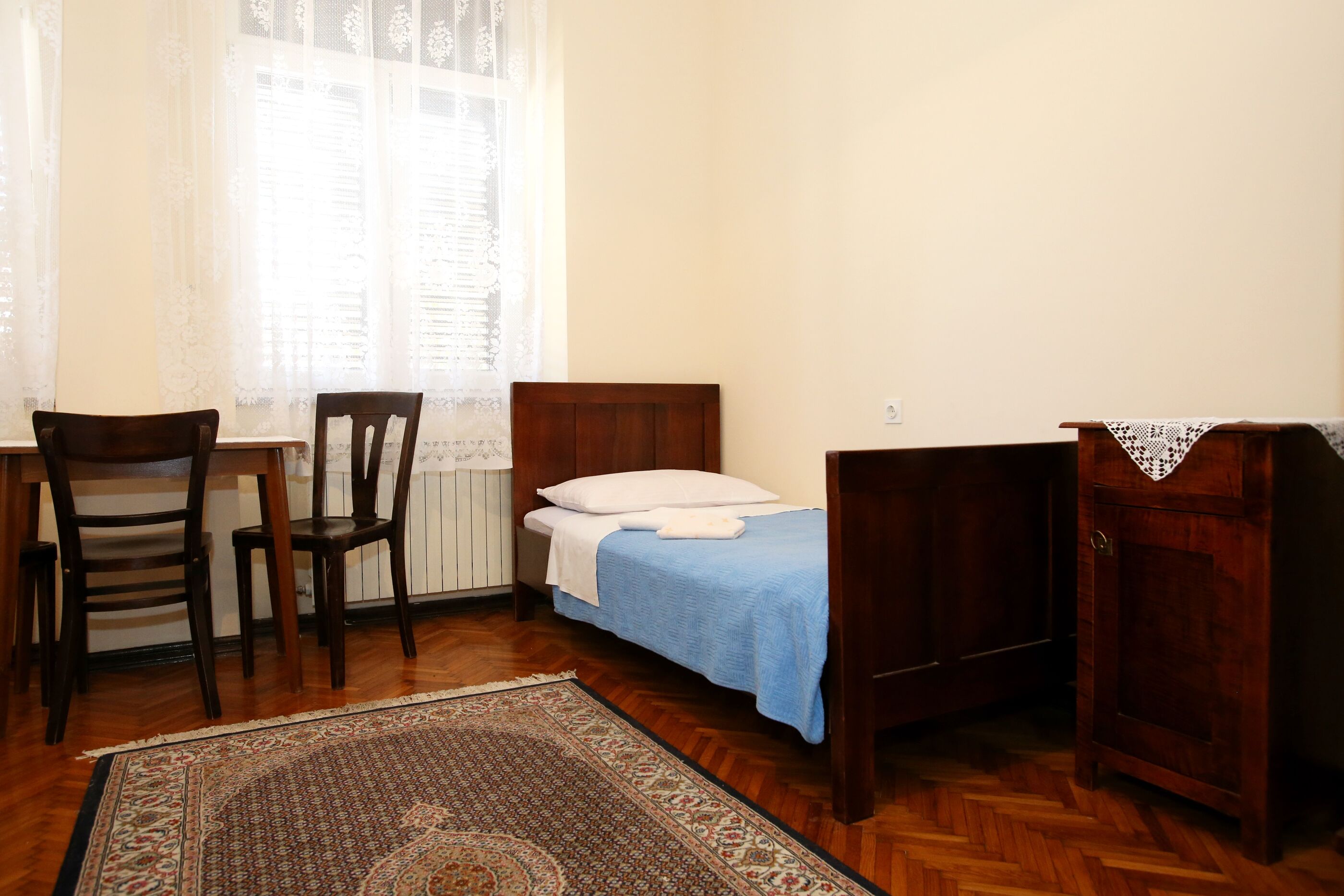 Apartment and Rooms Bed and Breakfast Three Angels 79446-S3