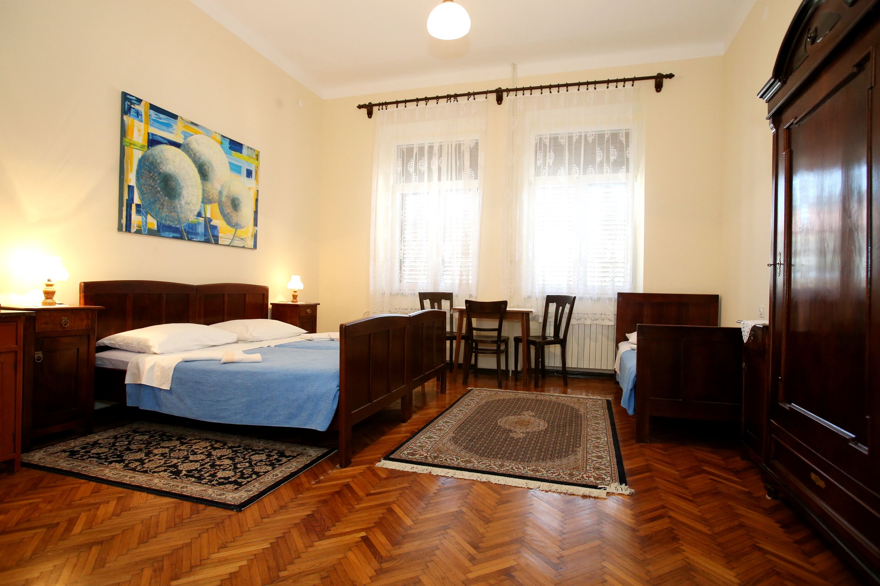 Apartment and Rooms Bed and Breakfast Three Angels 79446-S3