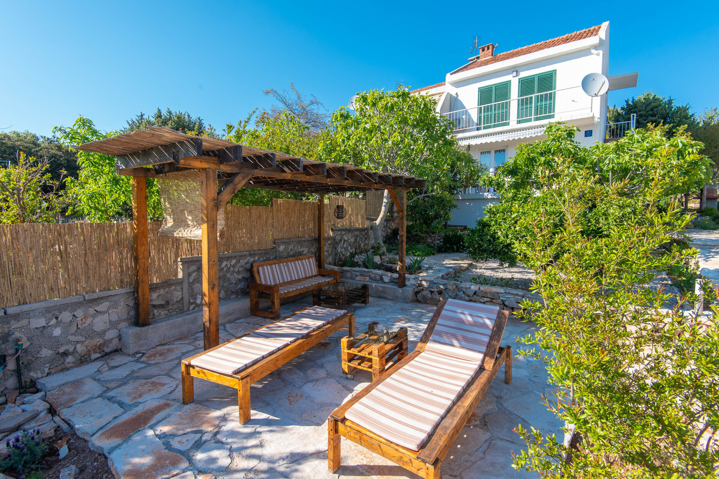 House Lovište 32934-K1