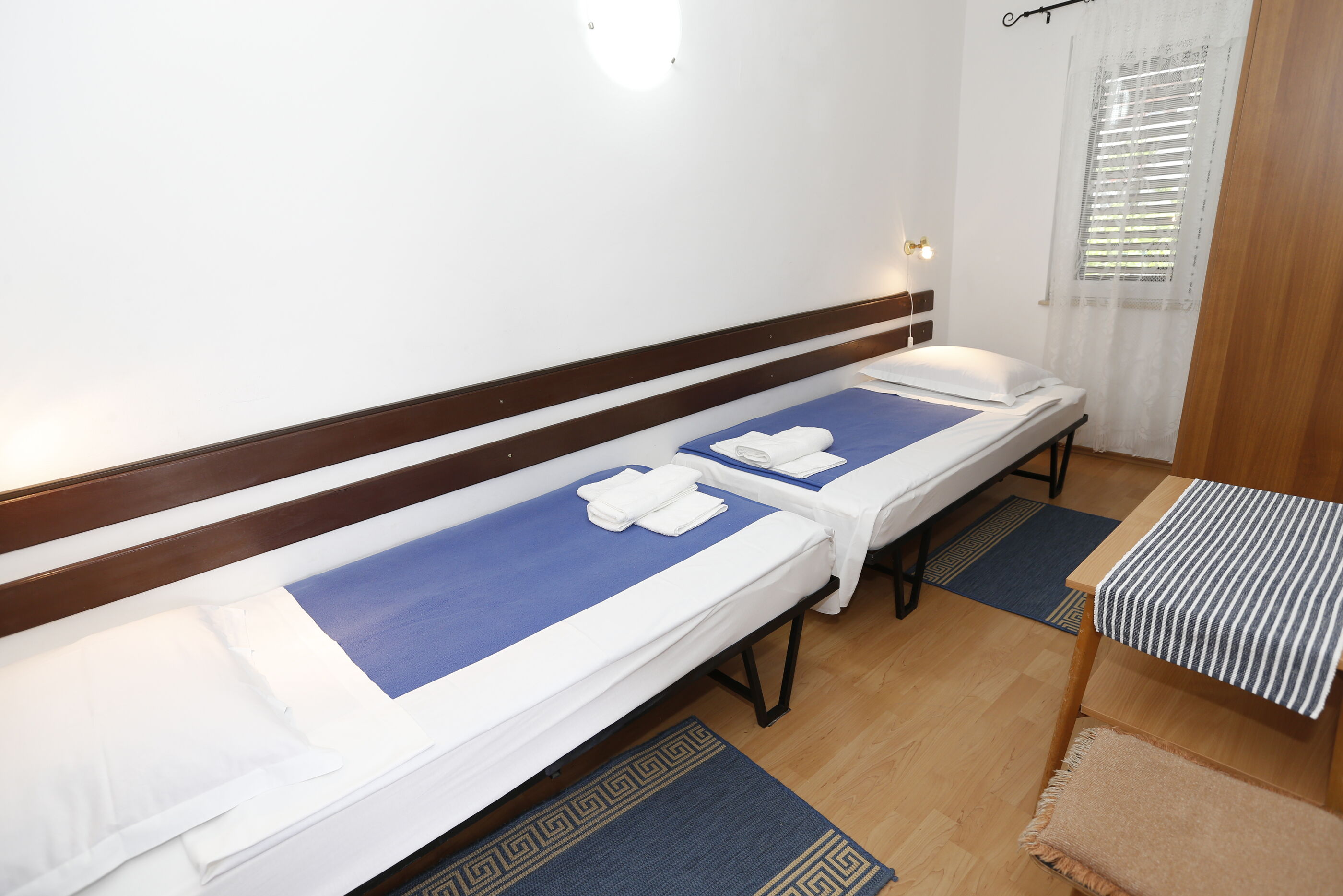 Apartments Goga 79532-A1
