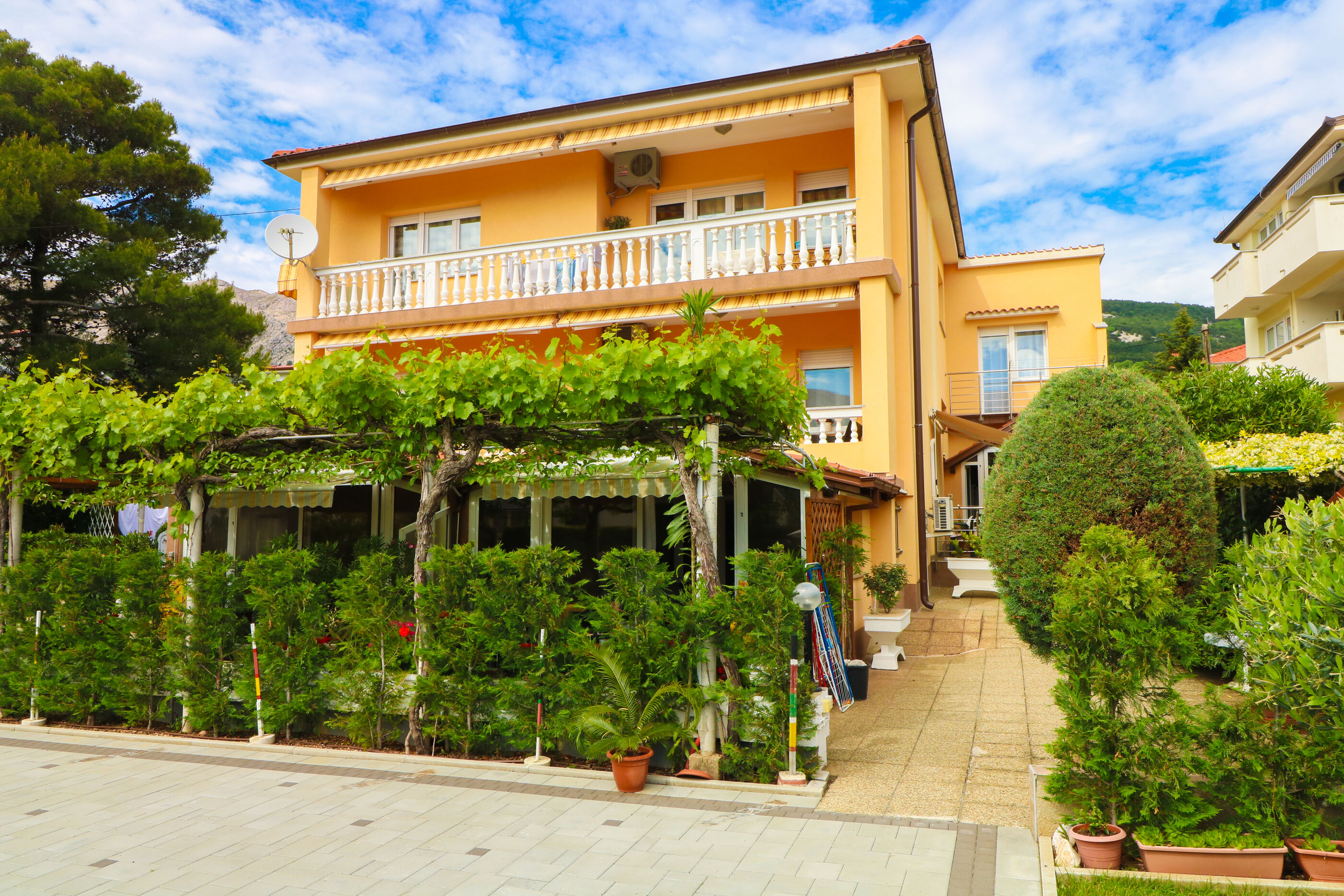 Apartments Lorena 79536-A2